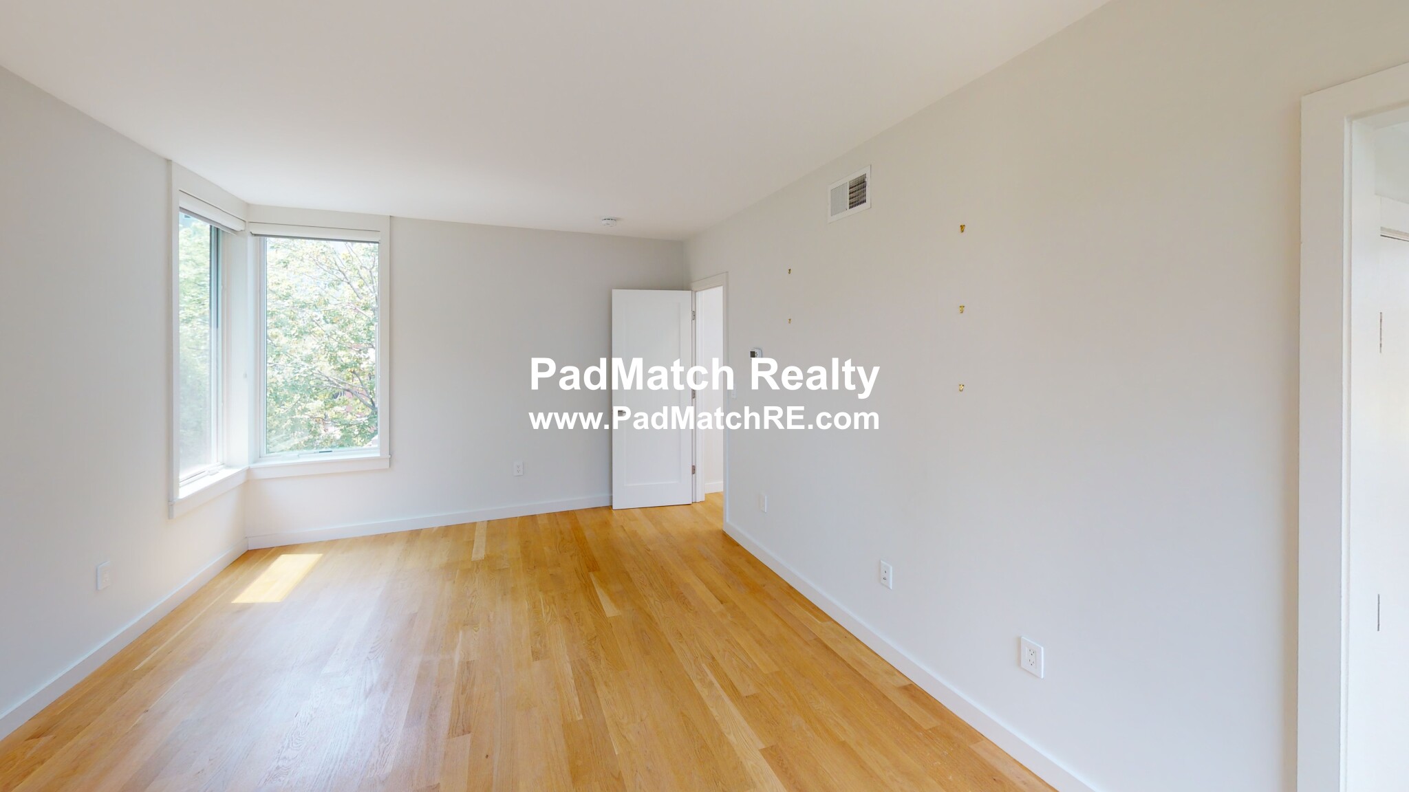 3 bed, 3.5 bath apartment for rent at 138 Banks St Unit HOUSE, Cambridge — photo 25 of 36