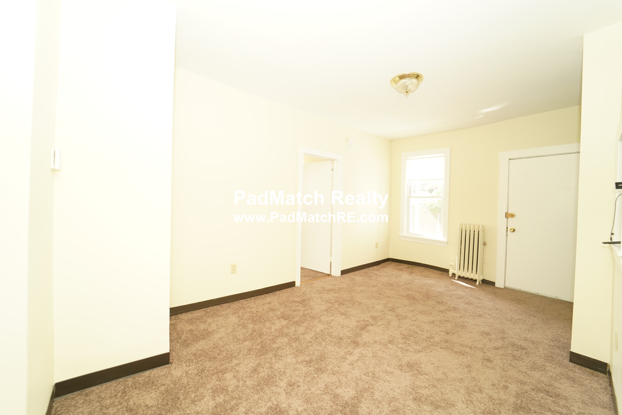 23 Maple St, West End (Watertown)