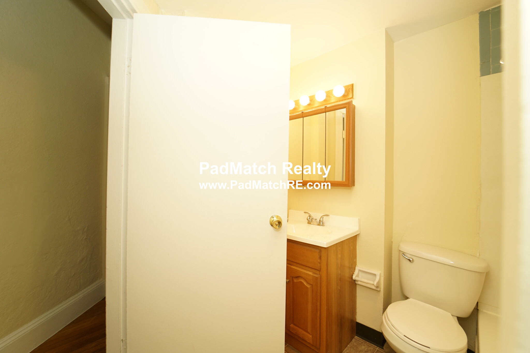 23 Maple St, West End (Watertown)