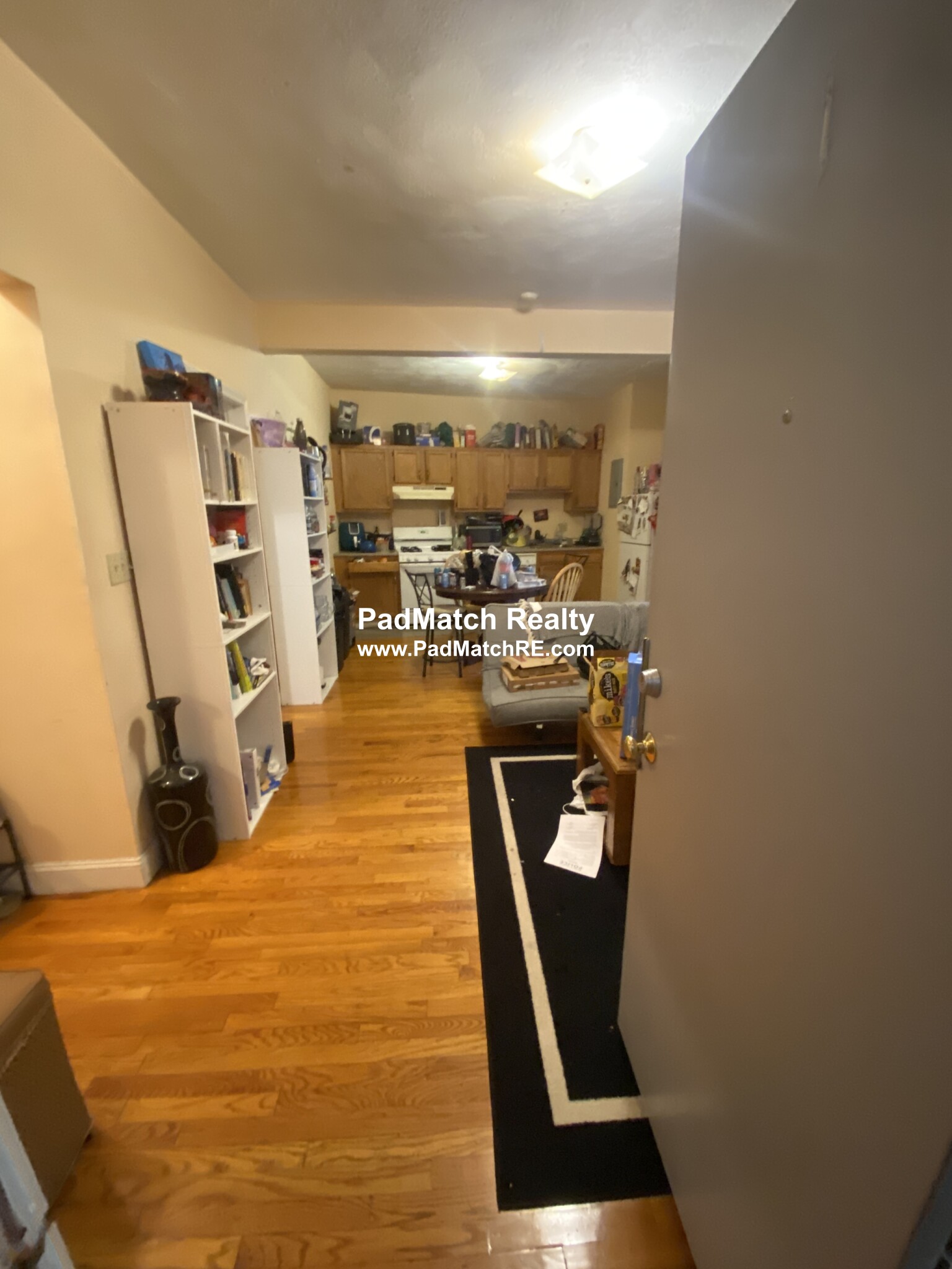 4 bed, 1 bath apartment for rent at 29 Cummings Rd Unit 1, Boston — photo 3 of 3