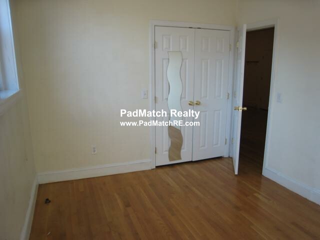 62 Egmont St, Coolidge Corner