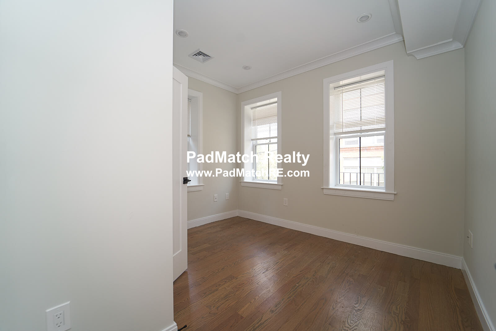 191 Porter St, East Boston