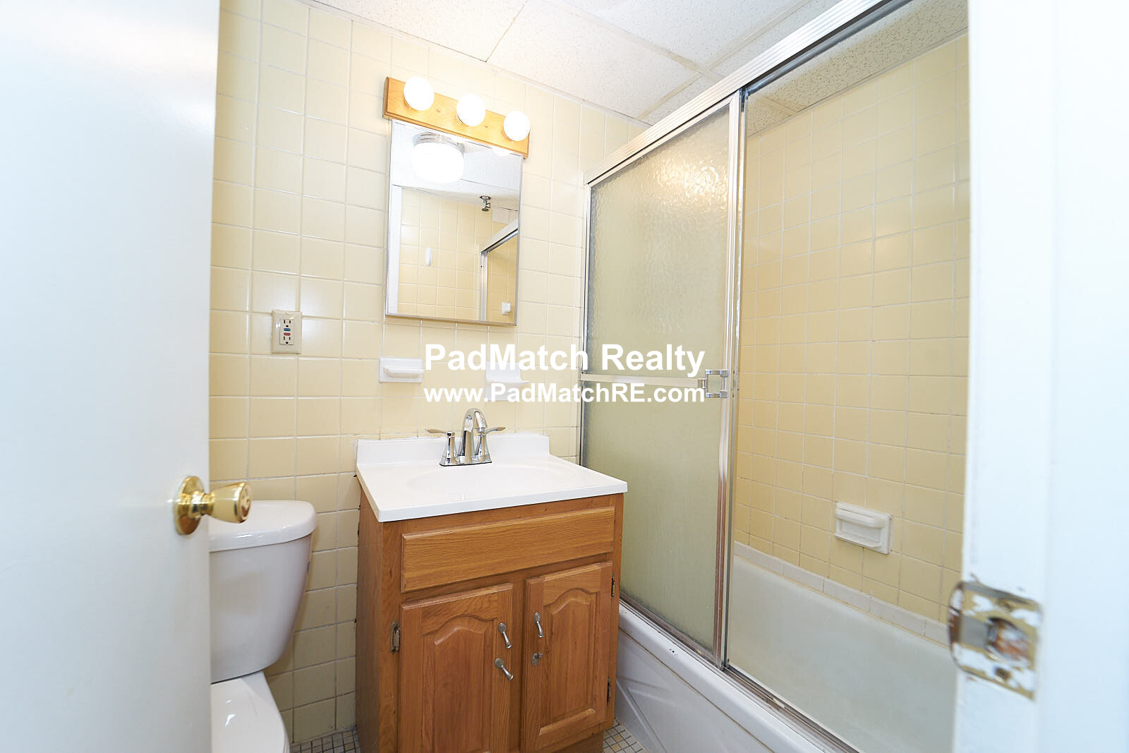 1 bed, 1 bath apartment for rent at 6 Saint Mark St Unit C, Jamaica Plain — photo 6 of 6