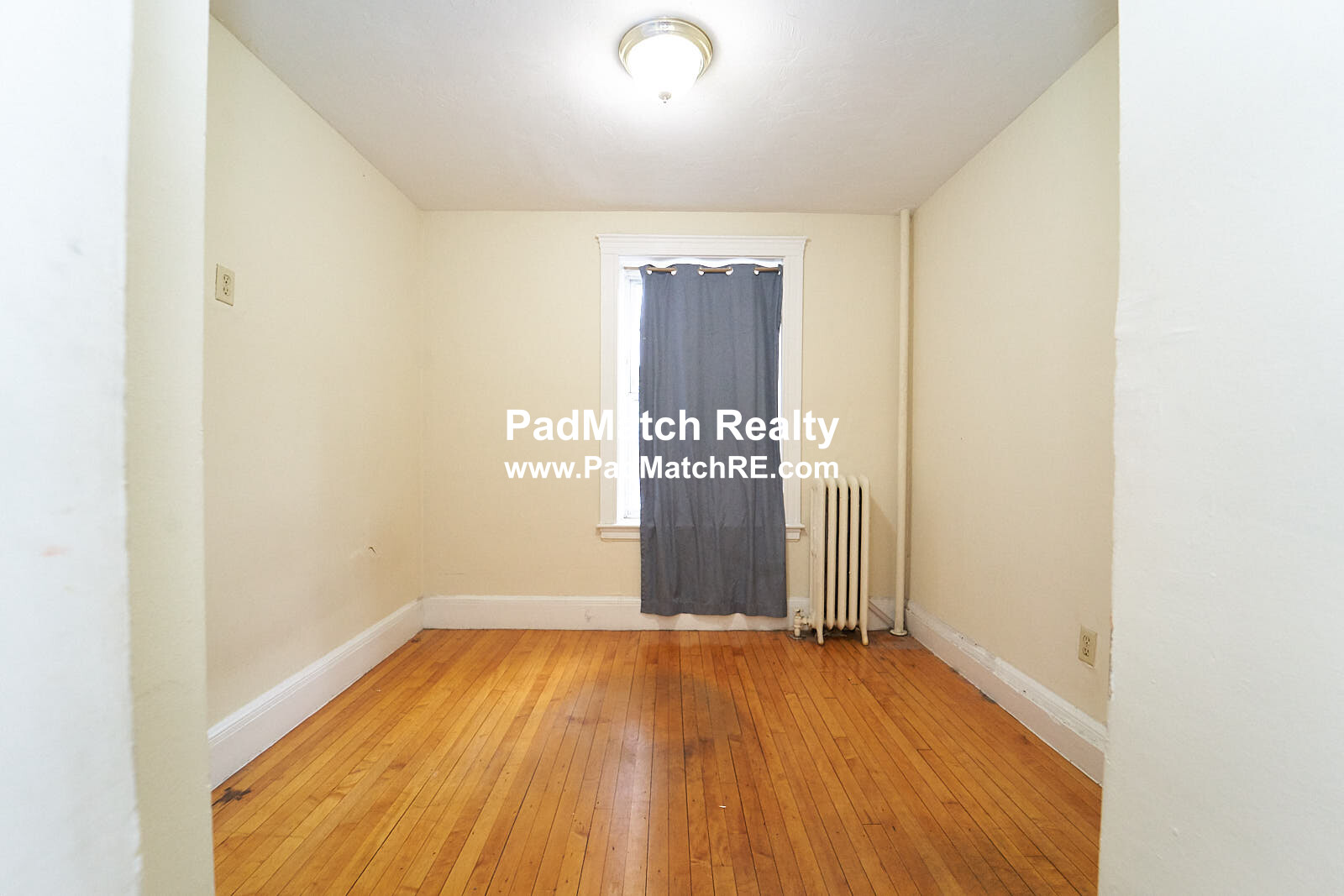 90 Cypress St, Brookline Hills