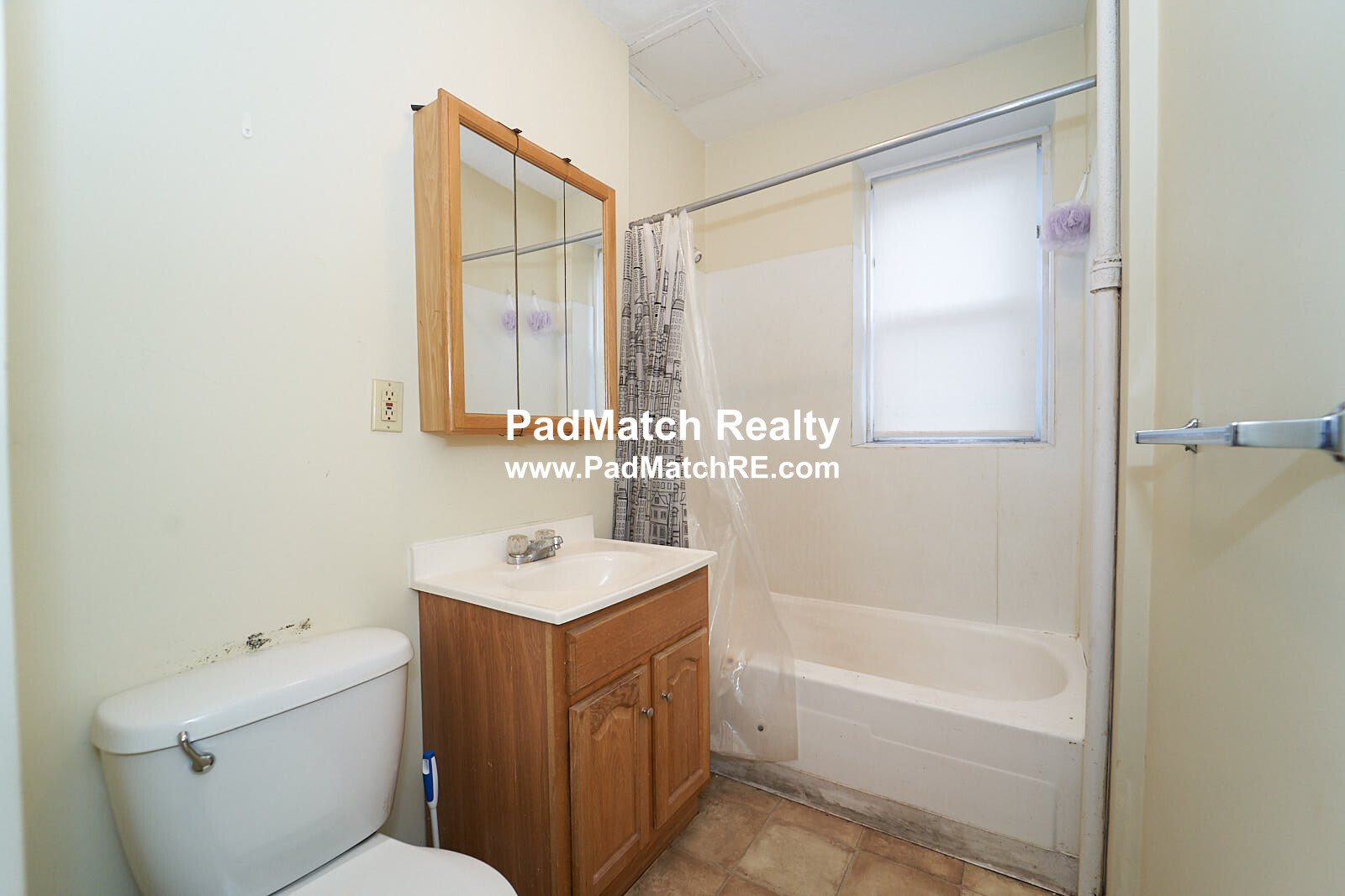 90 Cypress St, Brookline Hills