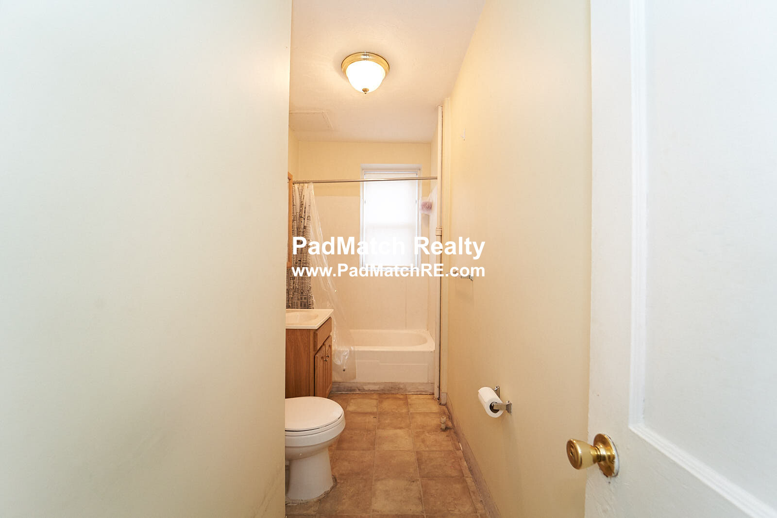 90 Cypress St, Brookline Hills