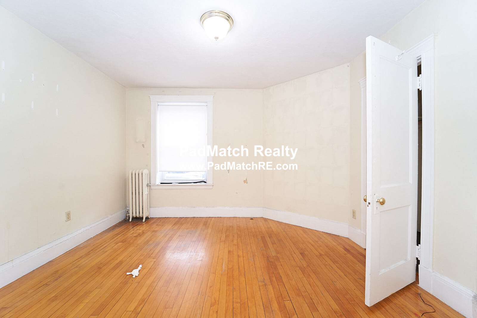 90 Cypress St, Brookline Hills