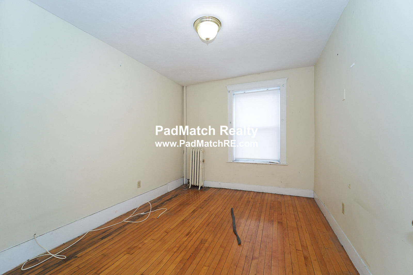 90 Cypress St, Brookline Hills