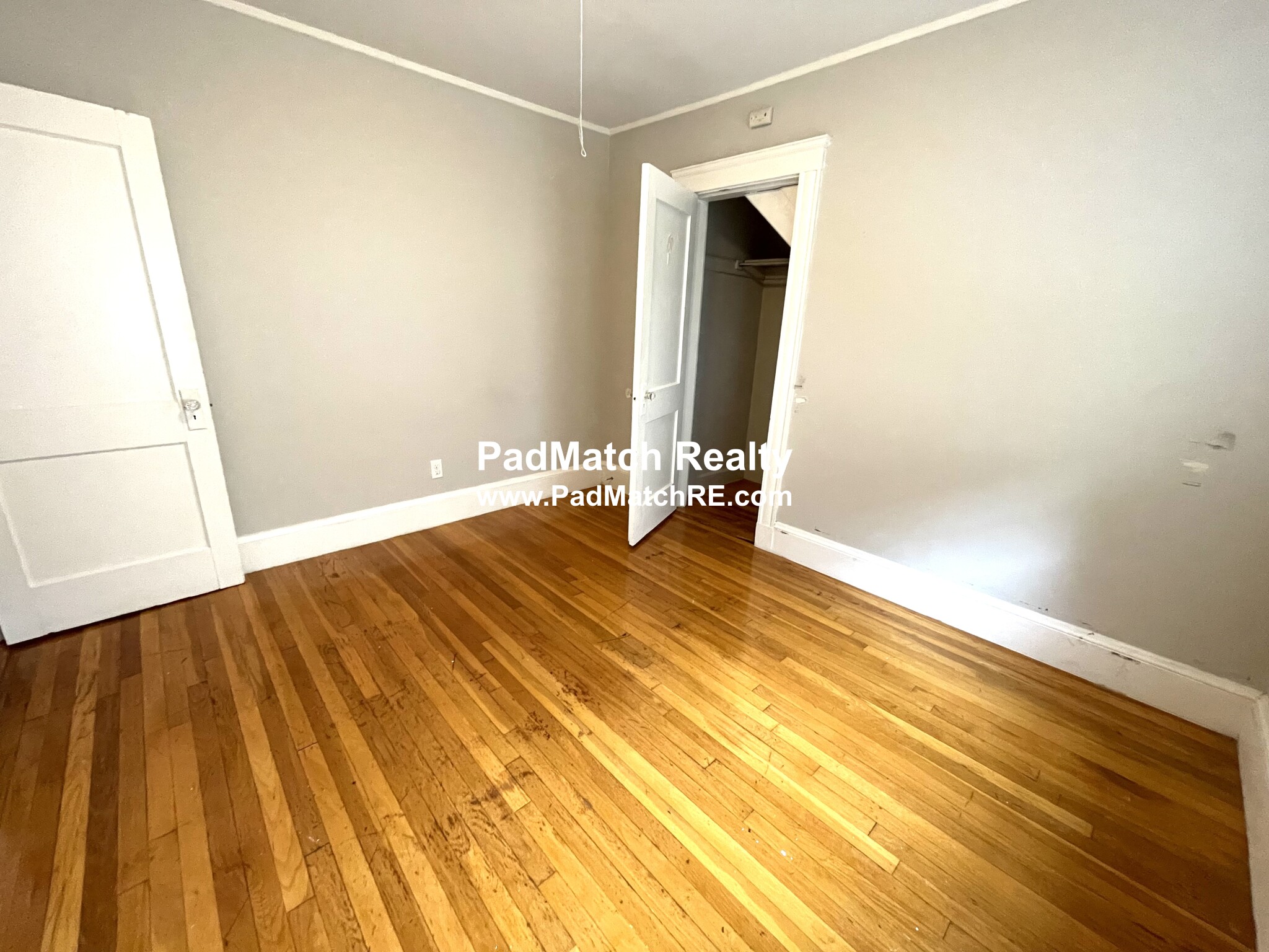 Photo 15 of 136 Arlington St. Unit 1