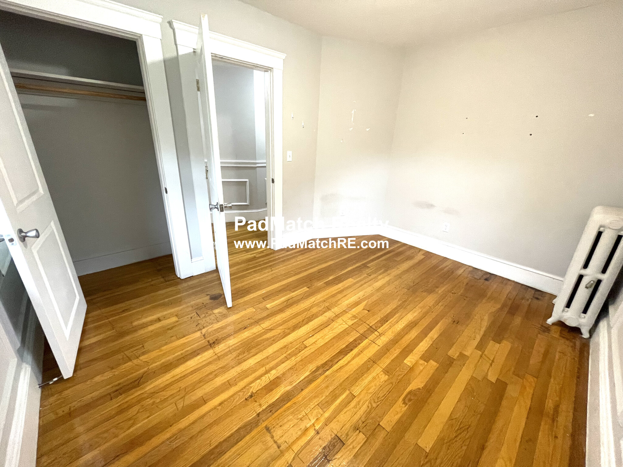 Photo 5 of 136 Arlington St. Unit 1