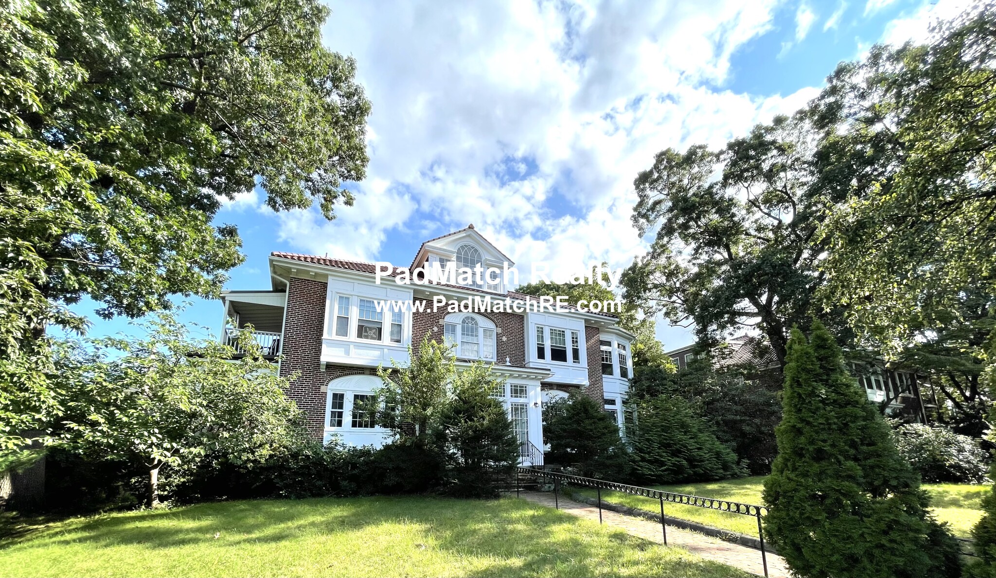 1776 Commonwealth Ave, Brighton