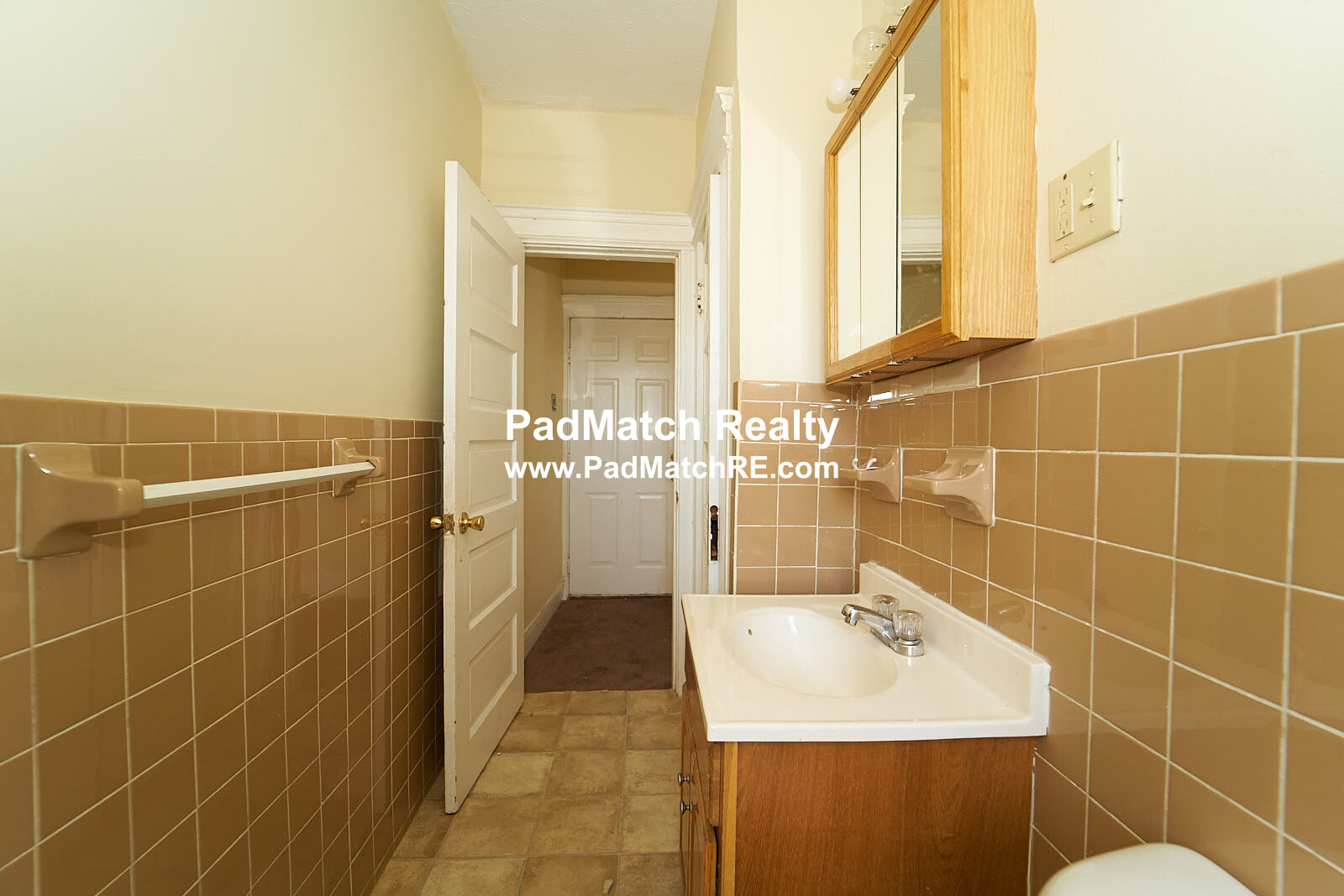 2 bed, 1 bath apartment for rent at 77 Empire St Unit 2, Allston — photo 8 of 11