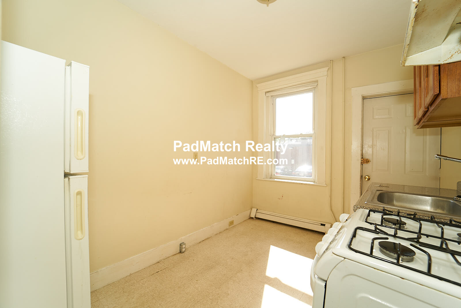 2 bed, 1 bath apartment for rent at 77 Empire St Unit 2, Allston — photo 9 of 11