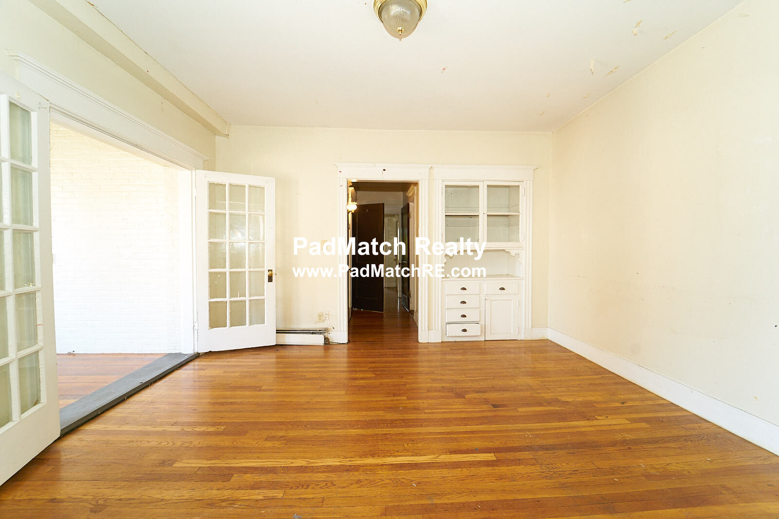 15 Quint Ave, Allston