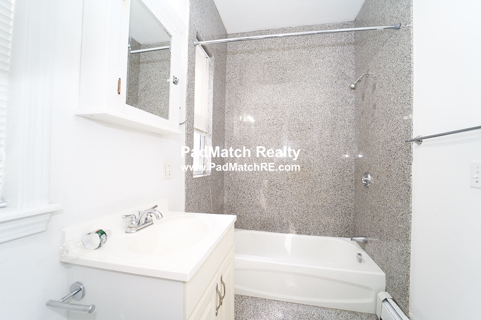 3 bed, 1 bath apartment for rent at 40 Newton St Unit 1A, Brighton — photo 13 of 16