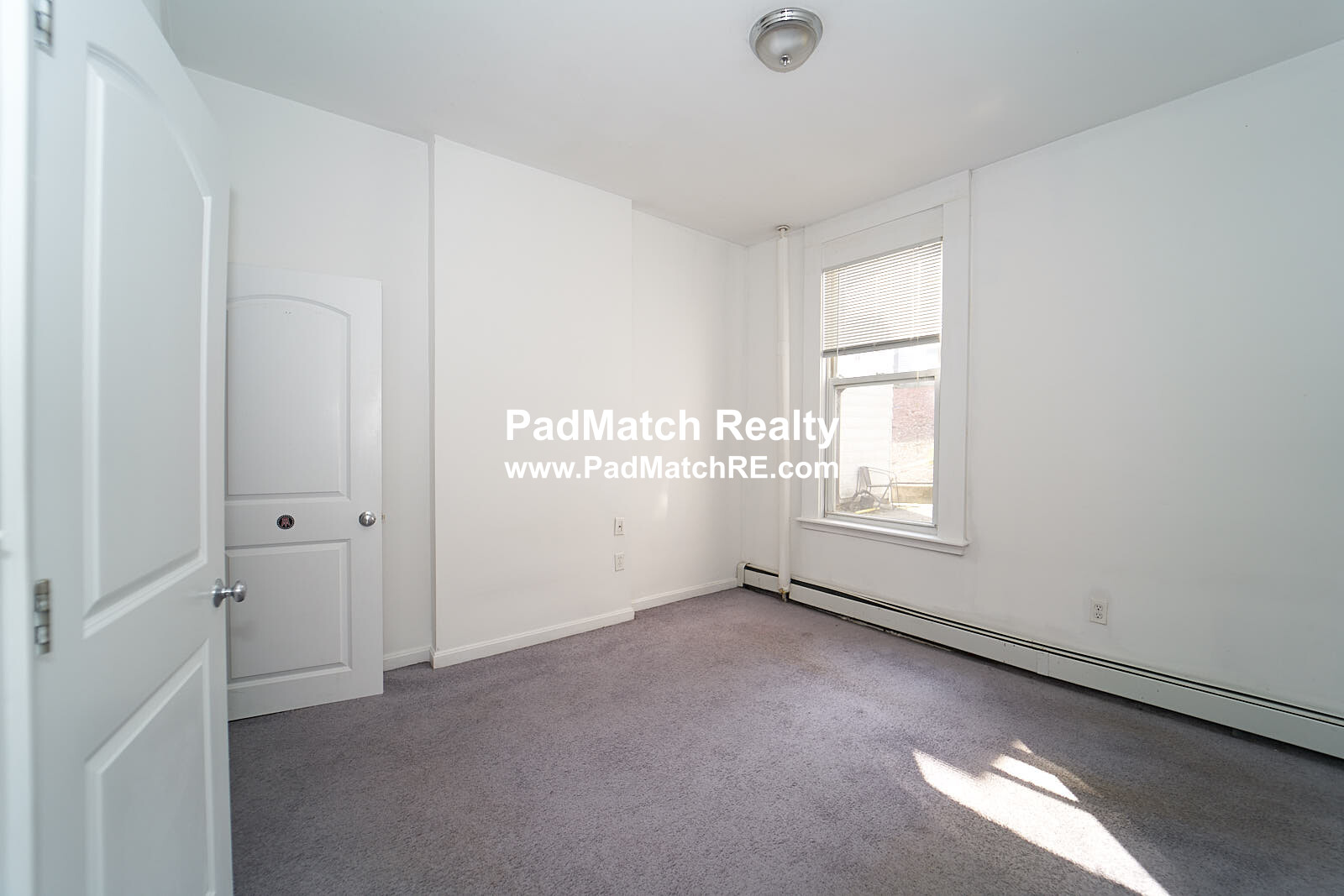3 bed, 1 bath apartment for rent at 40 Newton St Unit 1A, Brighton — photo 4 of 16