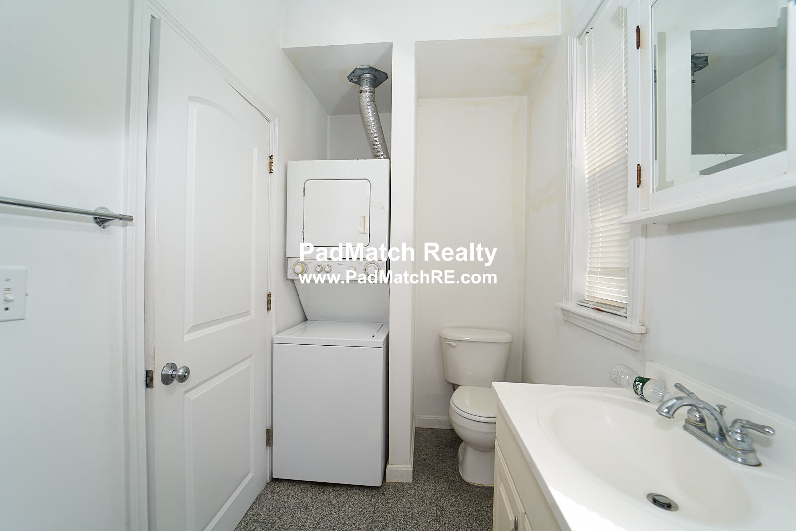 3 bed, 1 bath apartment for rent at 40 Newton St Unit 1A, Brighton — photo 14 of 16
