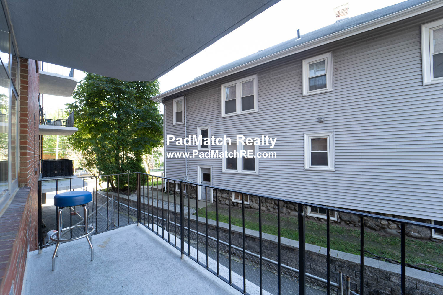 125 Trapelo Rd, Belmont Center