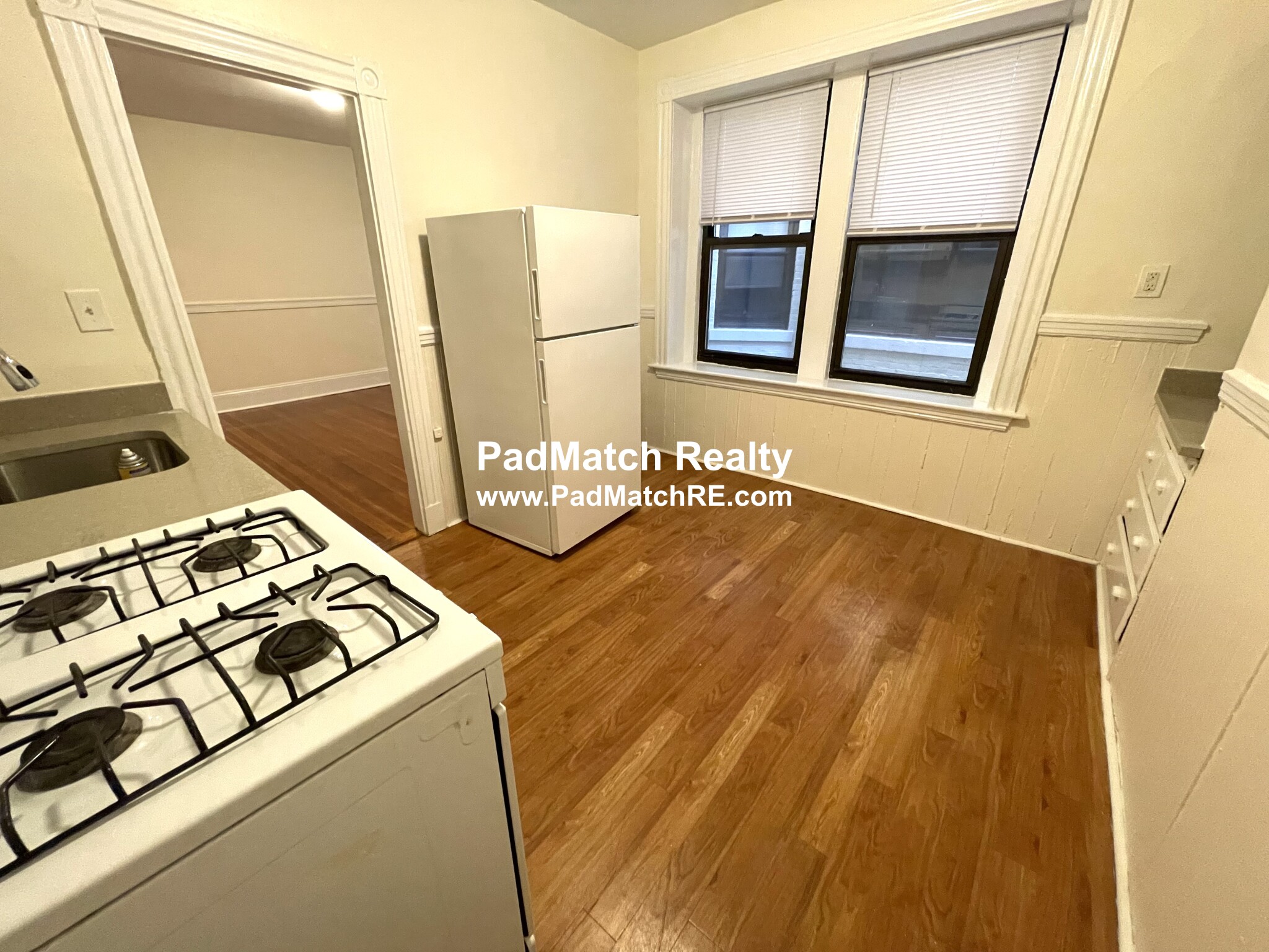 885 Massachusetts Ave, Harvard Square