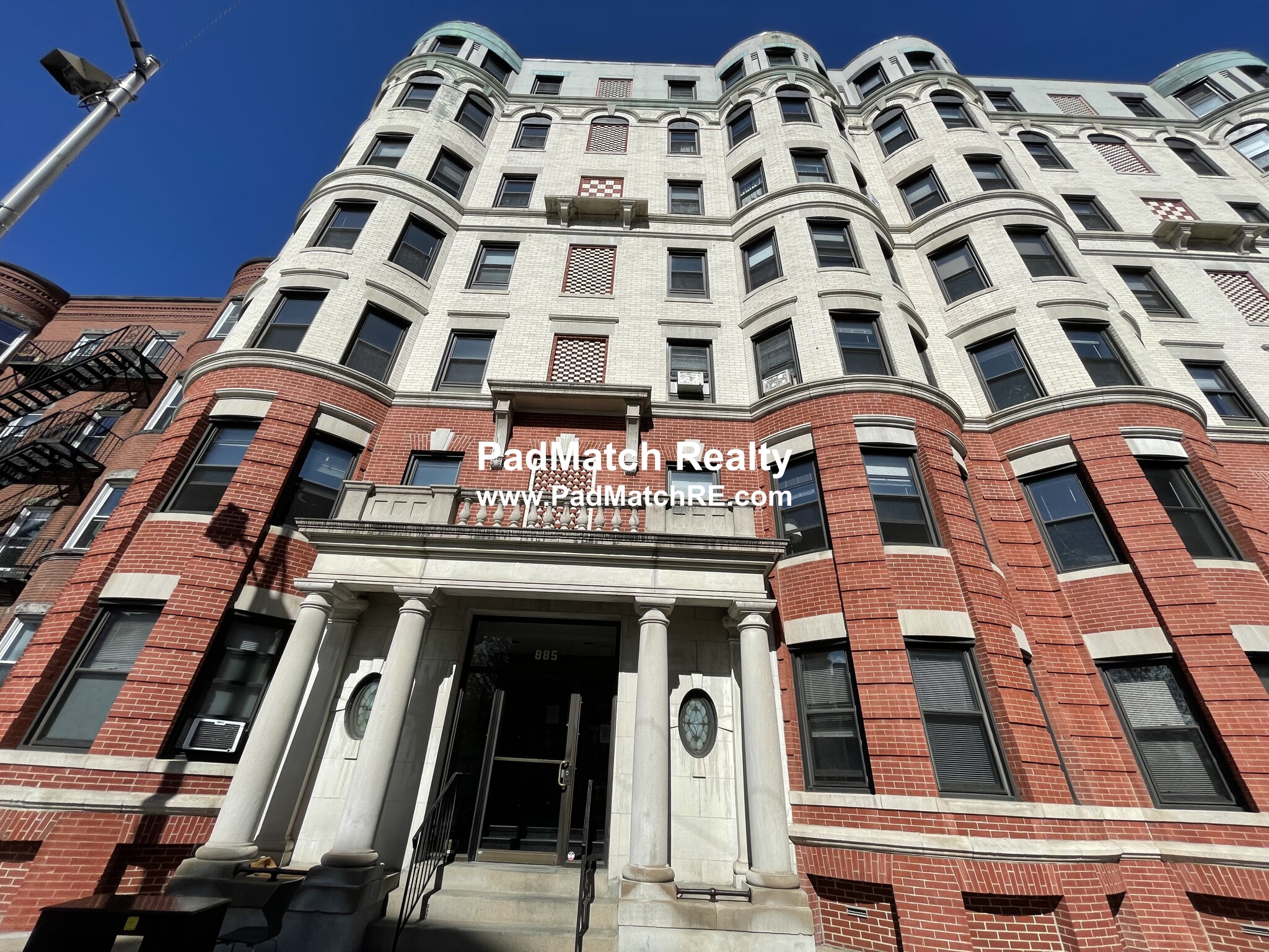 885 Massachusetts Ave, Harvard Square