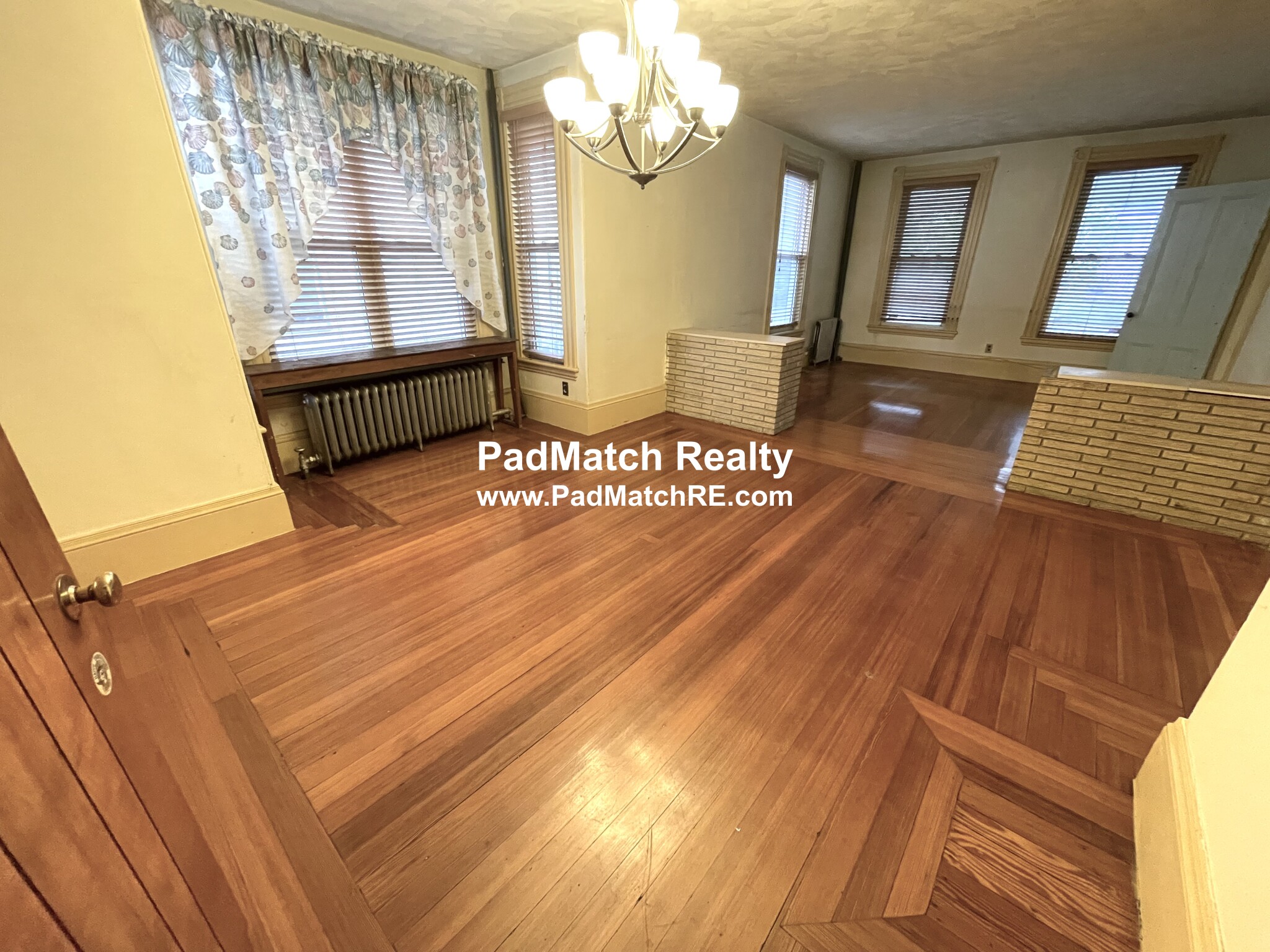 12 Reedsdale St, Allston