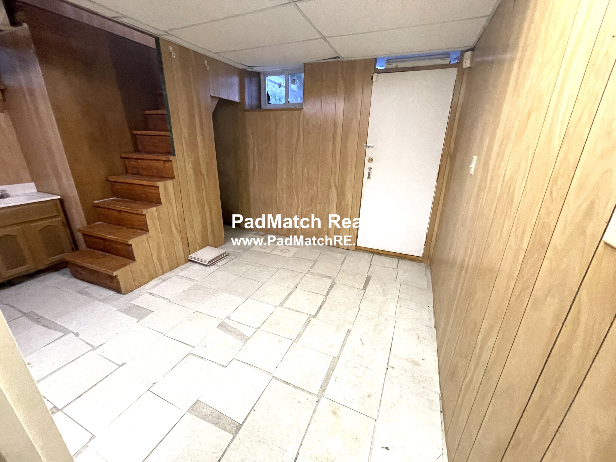 12 Reedsdale St, Allston