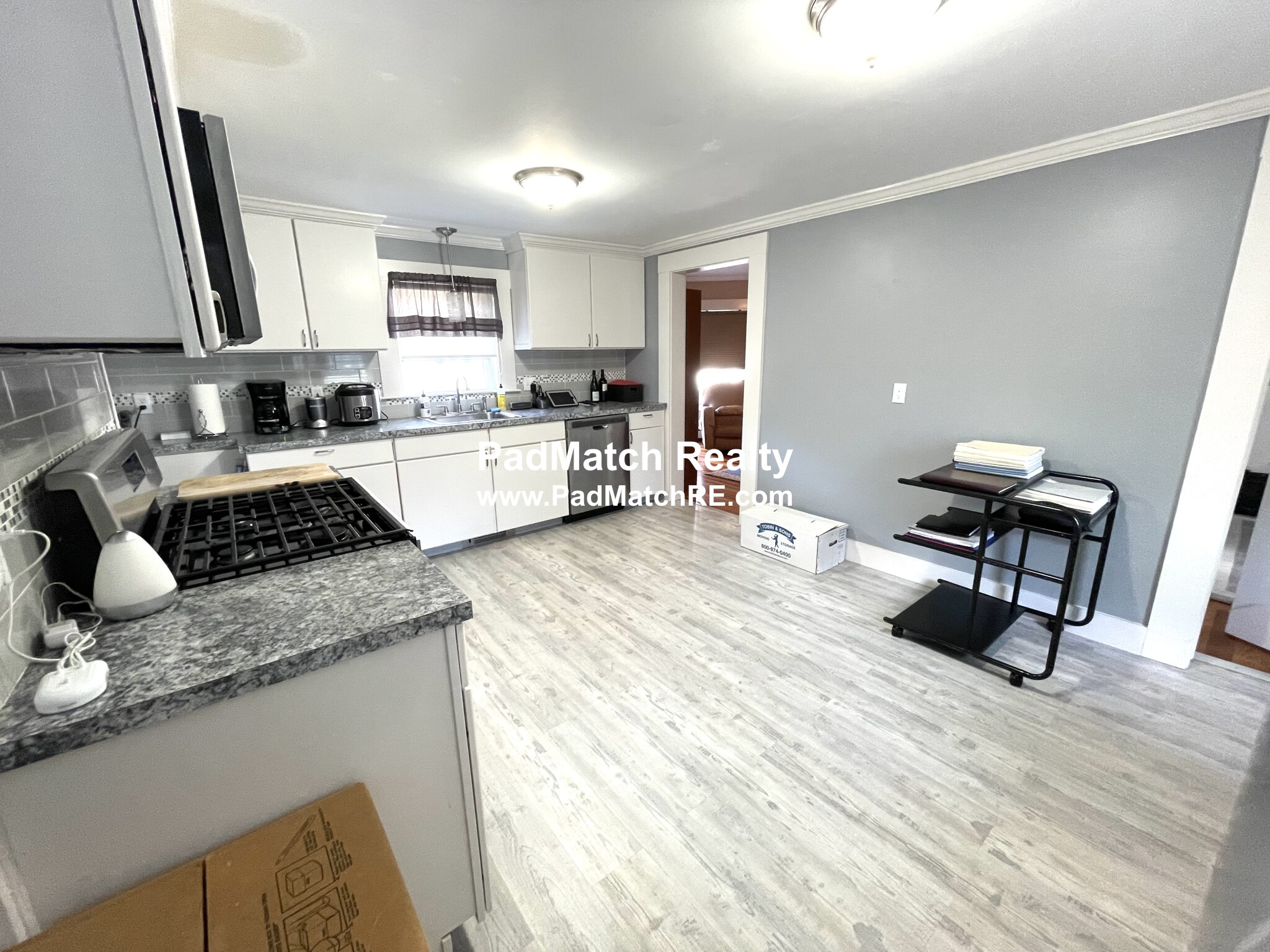 2 bed, 1 bath apartment for rent at 93 North Ave Unit 2, Natick — photo 3 of 14