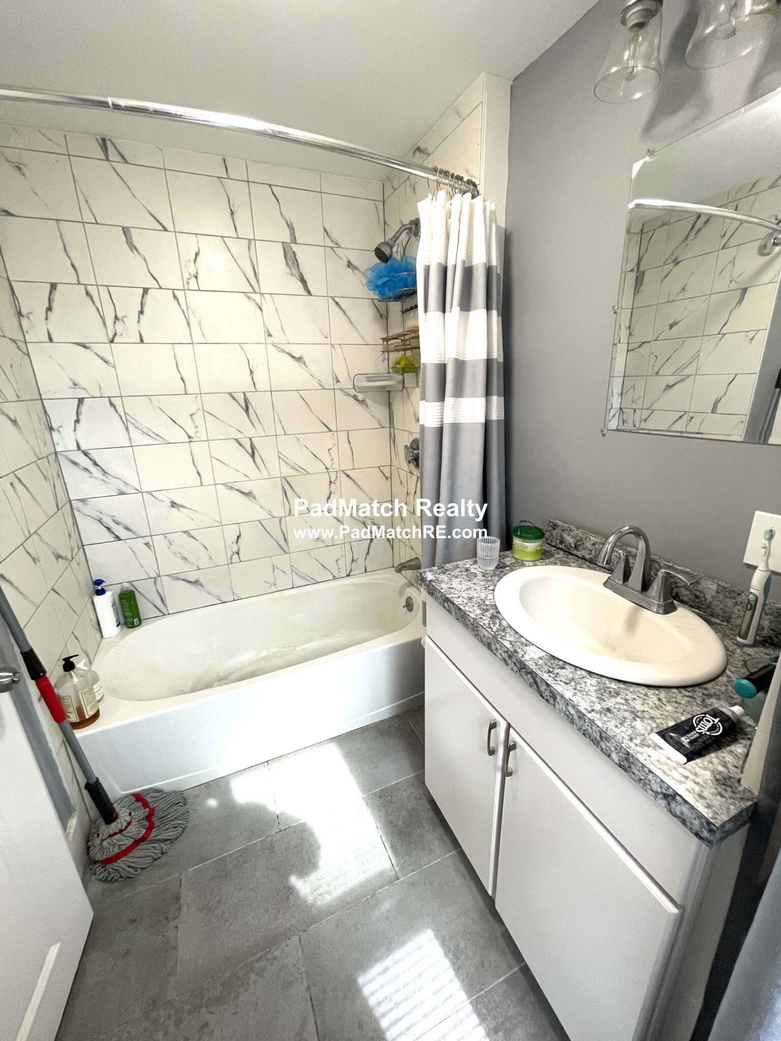 2 bed, 1 bath apartment for rent at 93 North Ave Unit 2, Natick — photo 13 of 14