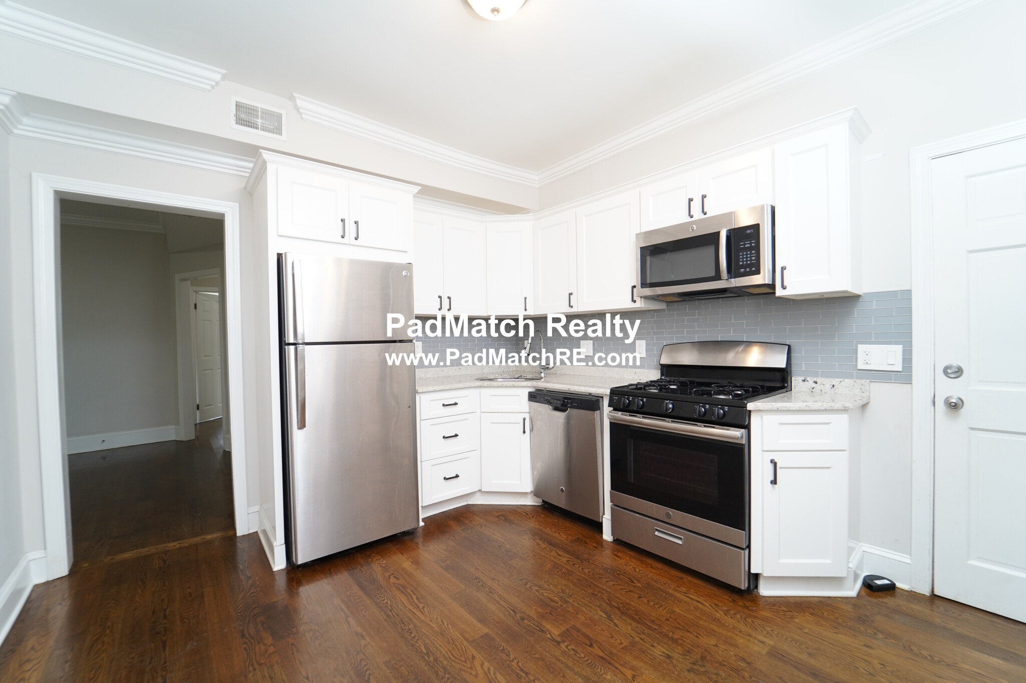 14 Townsend St, Roxbury