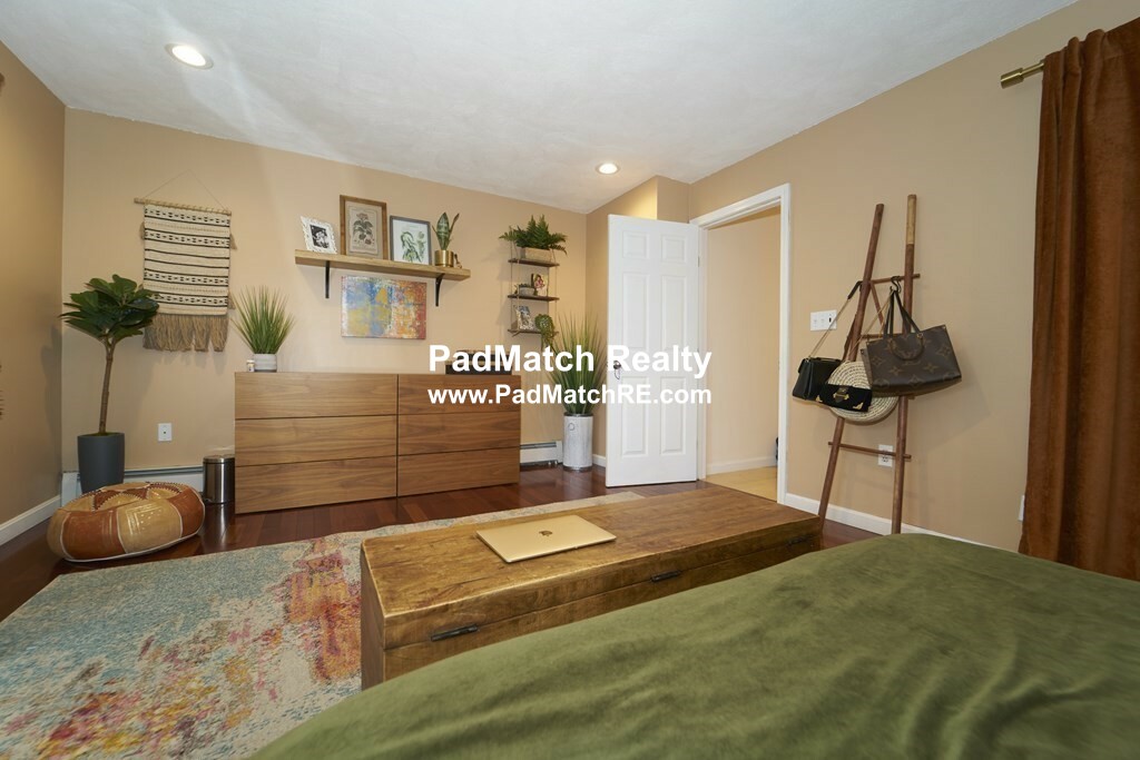 3 bed, 2.5 bath apartment for rent at 52 Newton St Unit TOWNHOUSE, Brighton — photo 12 of 21