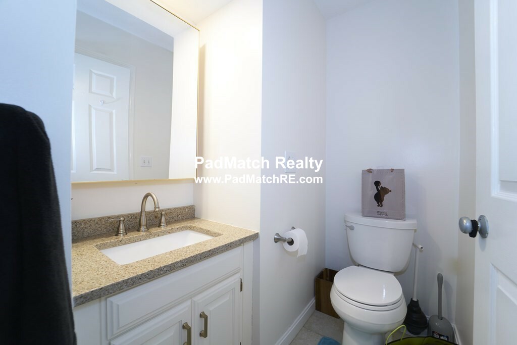 3 bed, 2.5 bath apartment for rent at 52 Newton St Unit TOWNHOUSE, Brighton — photo 17 of 21
