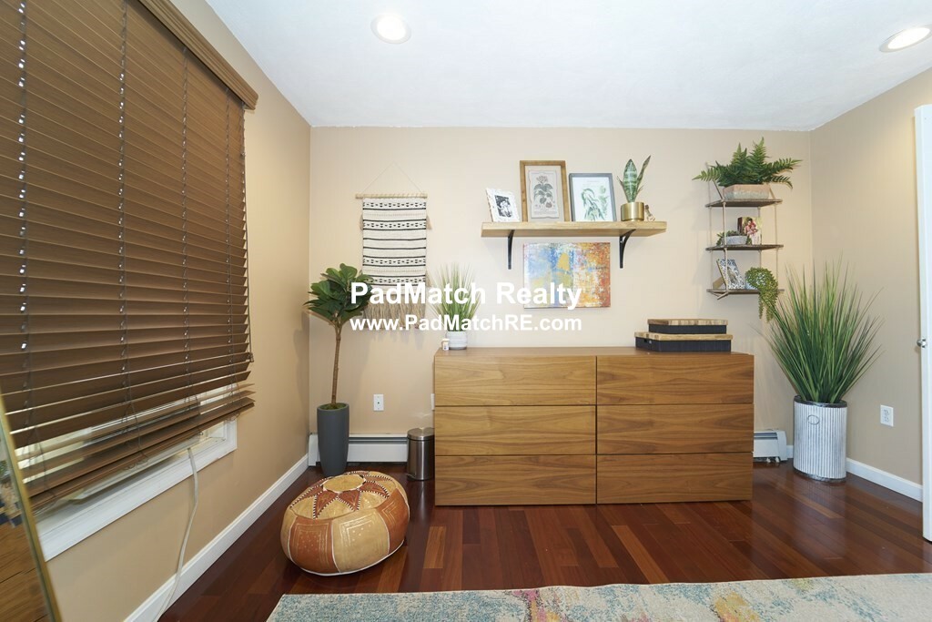 3 bed, 2.5 bath apartment for rent at 52 Newton St Unit TOWNHOUSE, Brighton — photo 13 of 21
