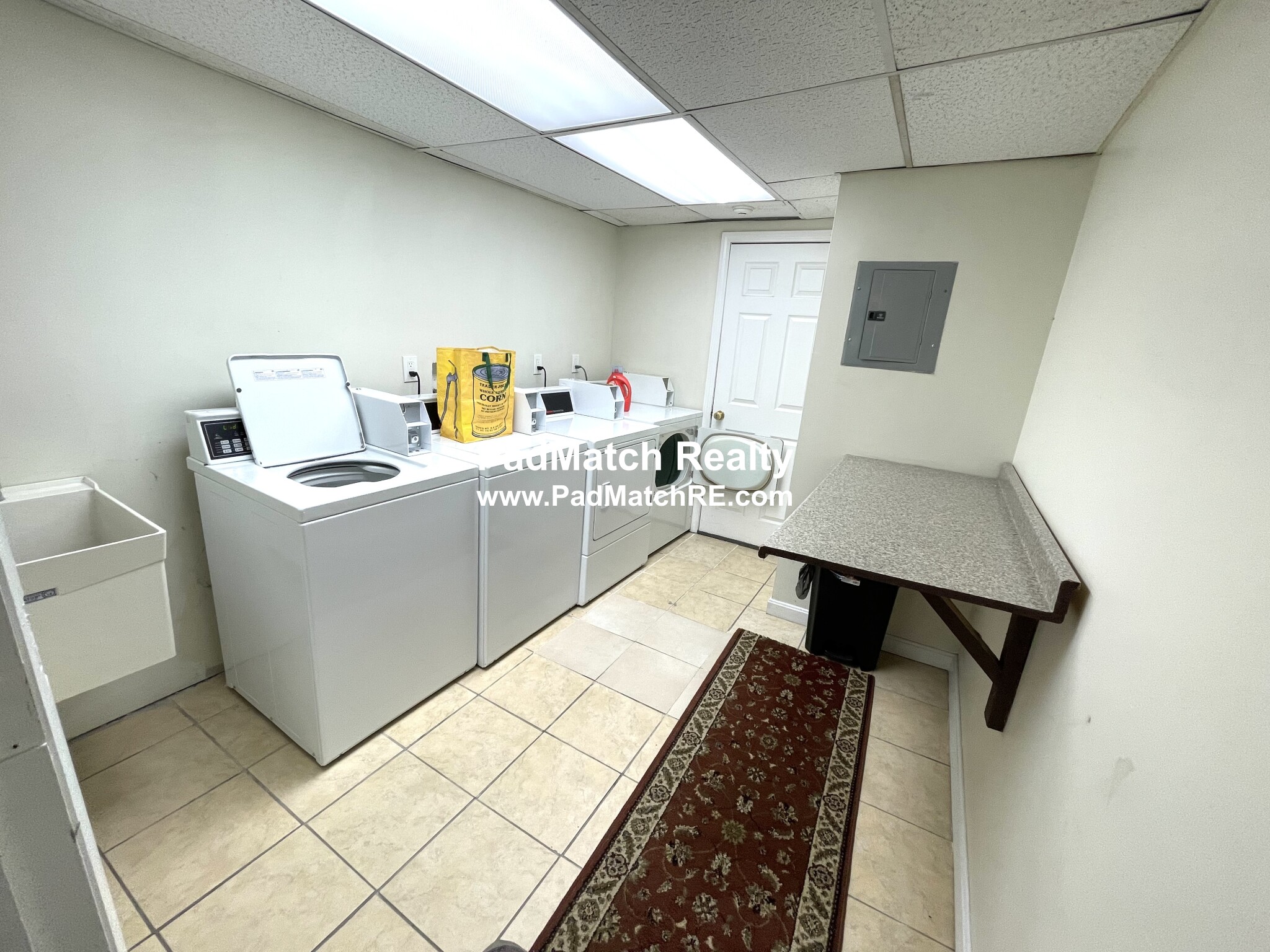 43 Bay State Rd, Fenway