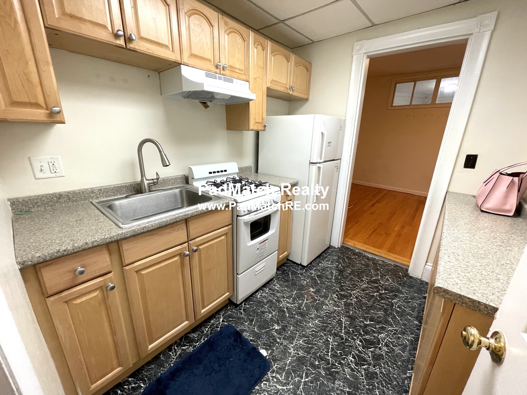 43 Bay State Rd, Fenway