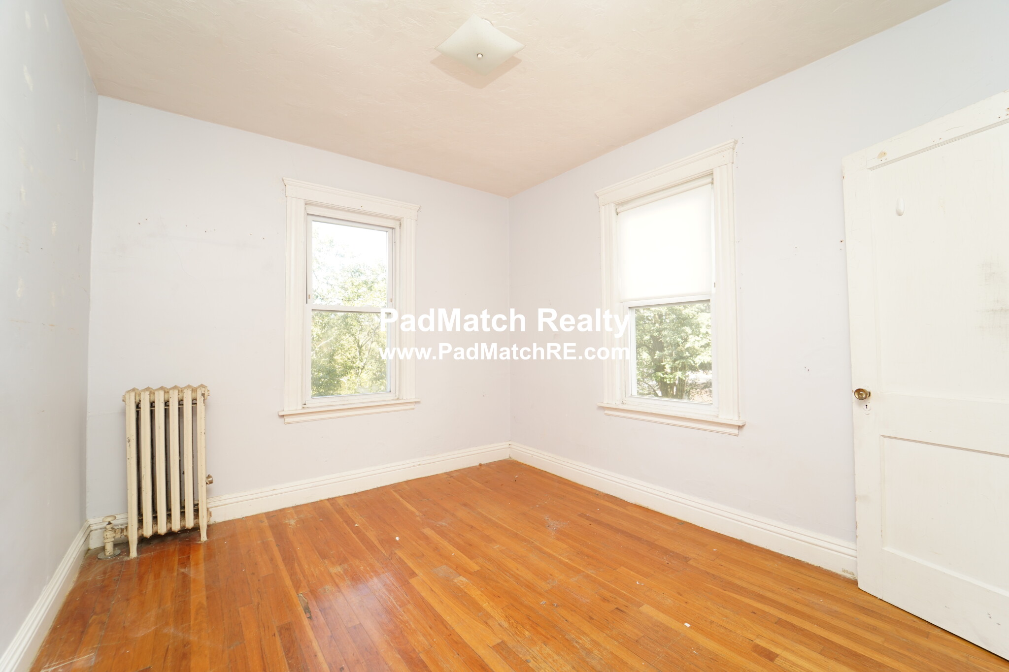 29 Lourdes Ave, Jamaica Plain