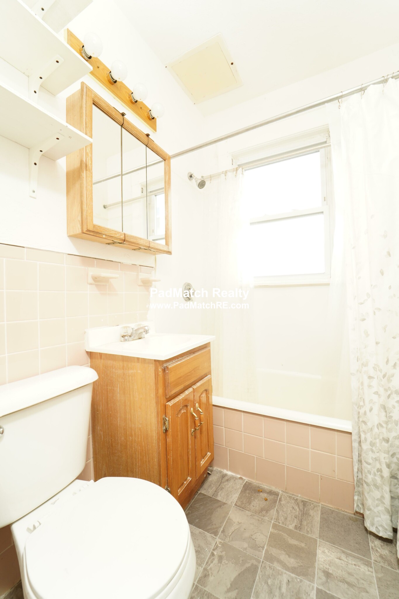 29 Lourdes Ave, Jamaica Plain