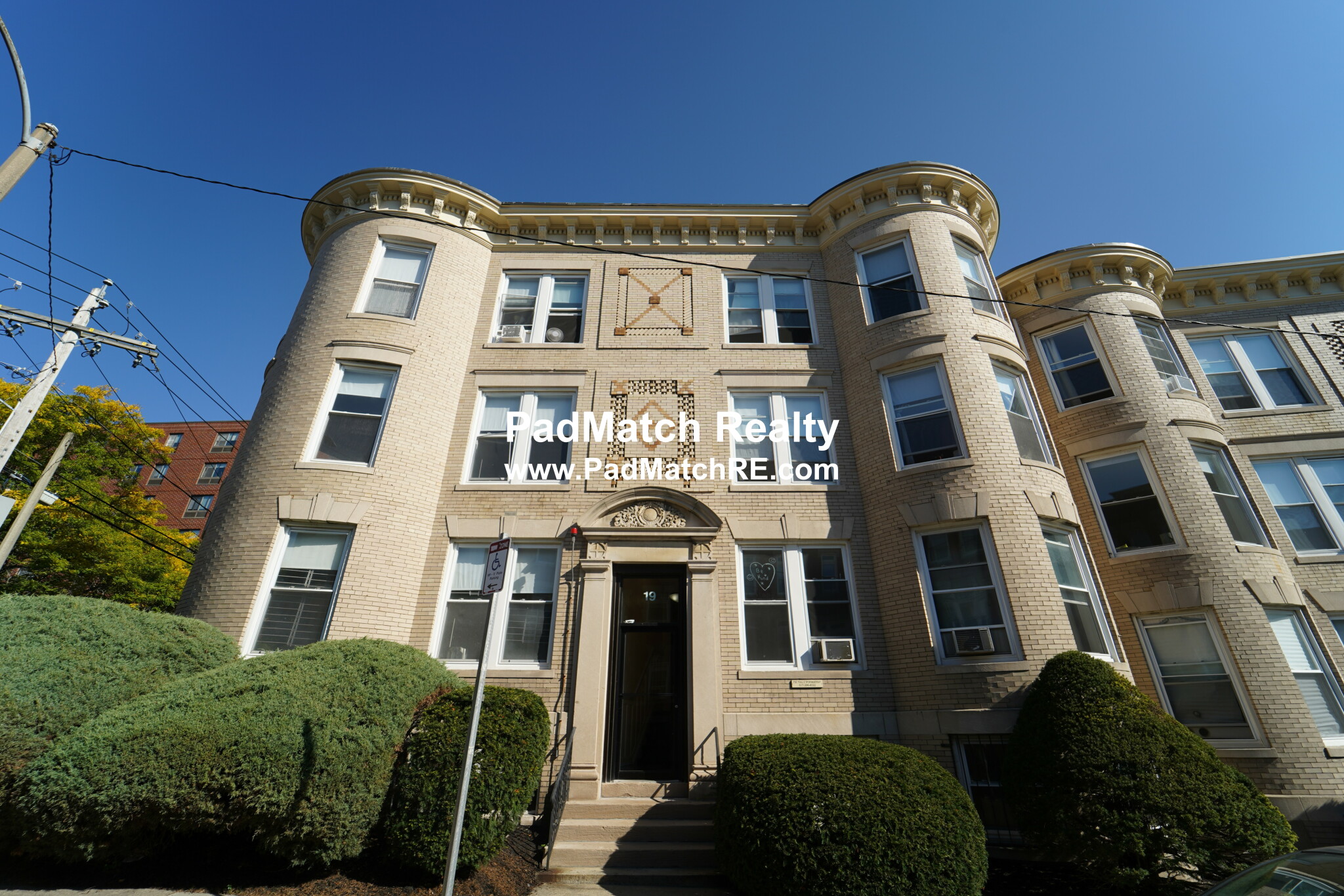 19 Mount Hood Rd, Brighton