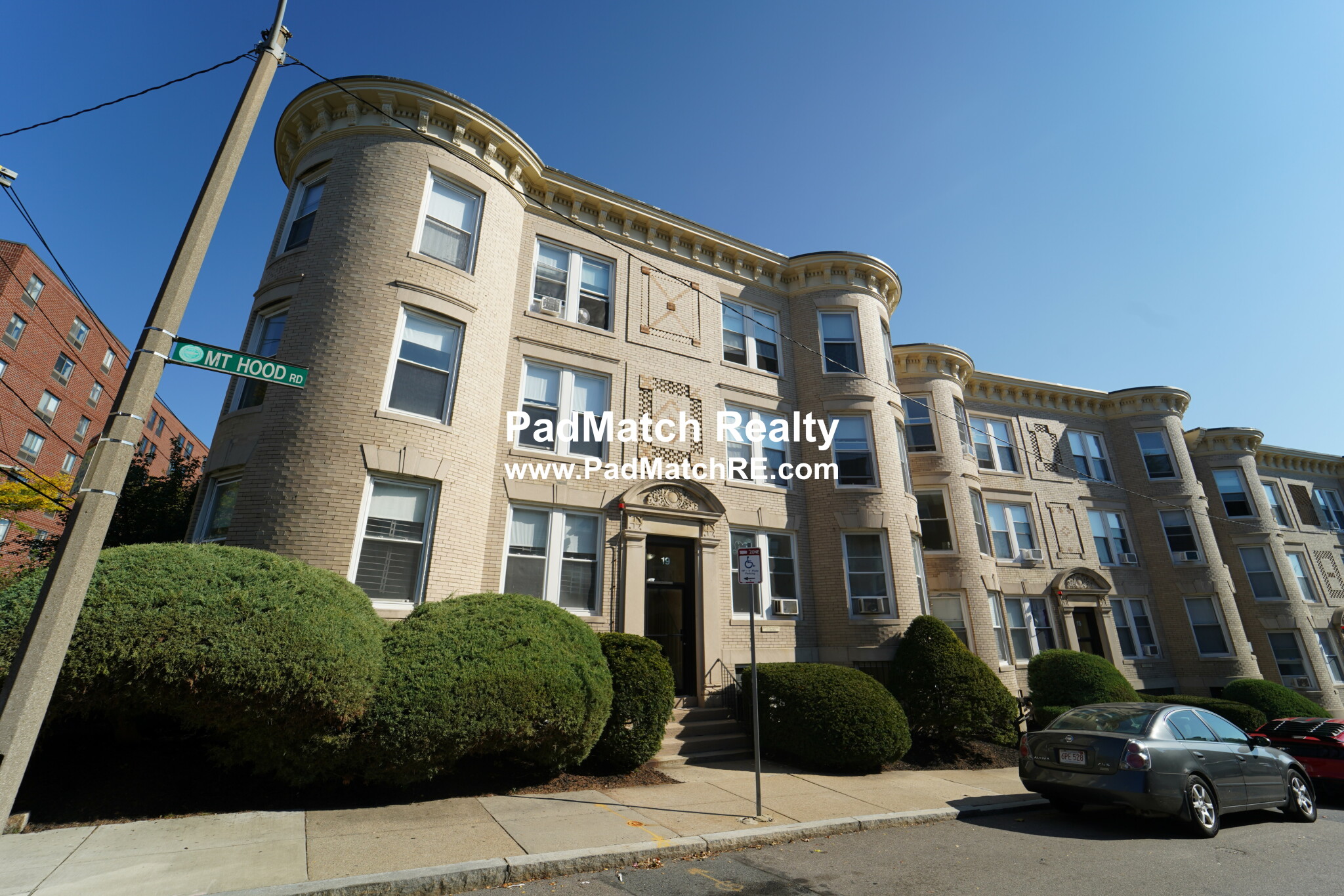 19 Mount Hood Rd, Brighton