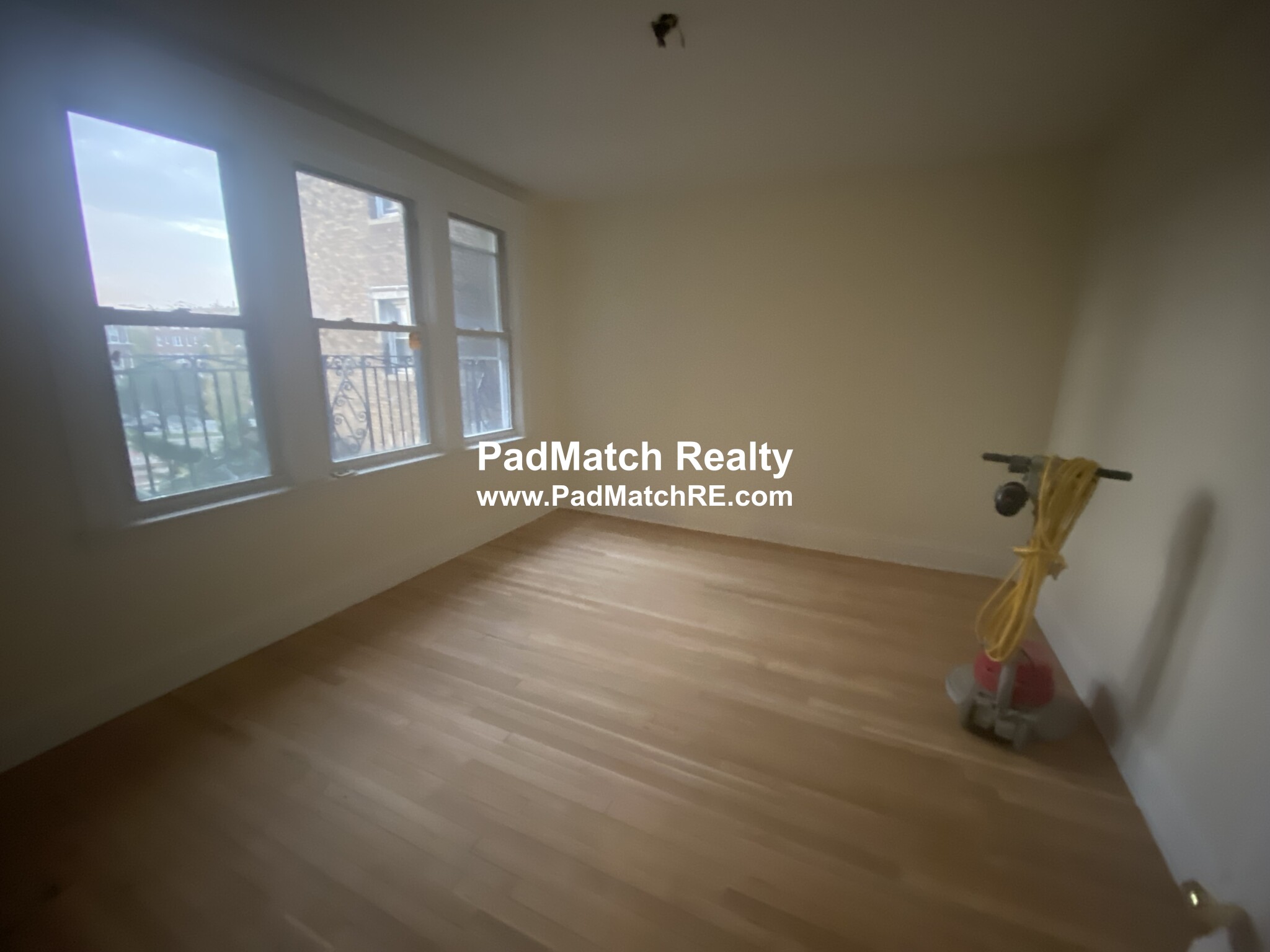 2 bed, 1 bath apartment for rent at 1638 Commonwealth Ave Unit 10, Brighton — photo 3 of 7