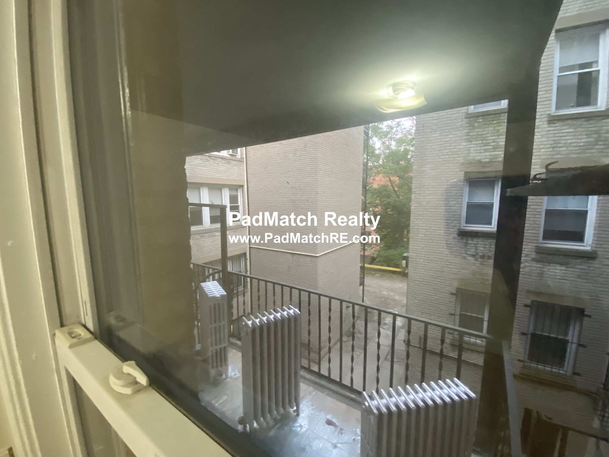 2 bed, 1 bath apartment for rent at 1638 Commonwealth Ave Unit 10, Brighton — photo 5 of 7