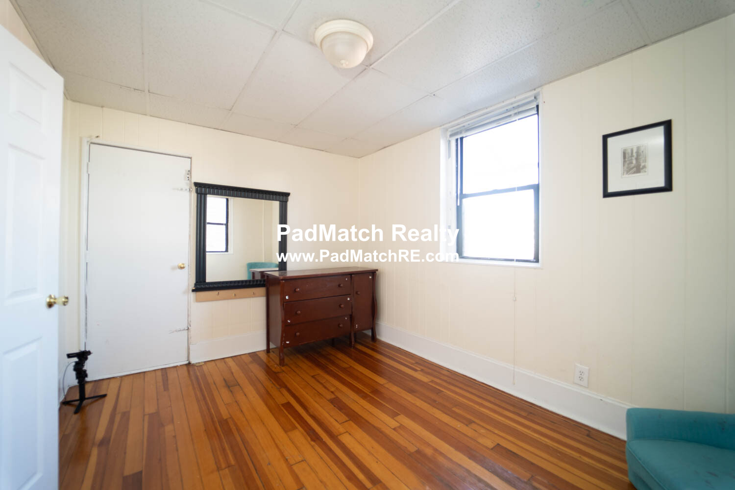 Photo 6 of 437 Cambridge St. Unit 4