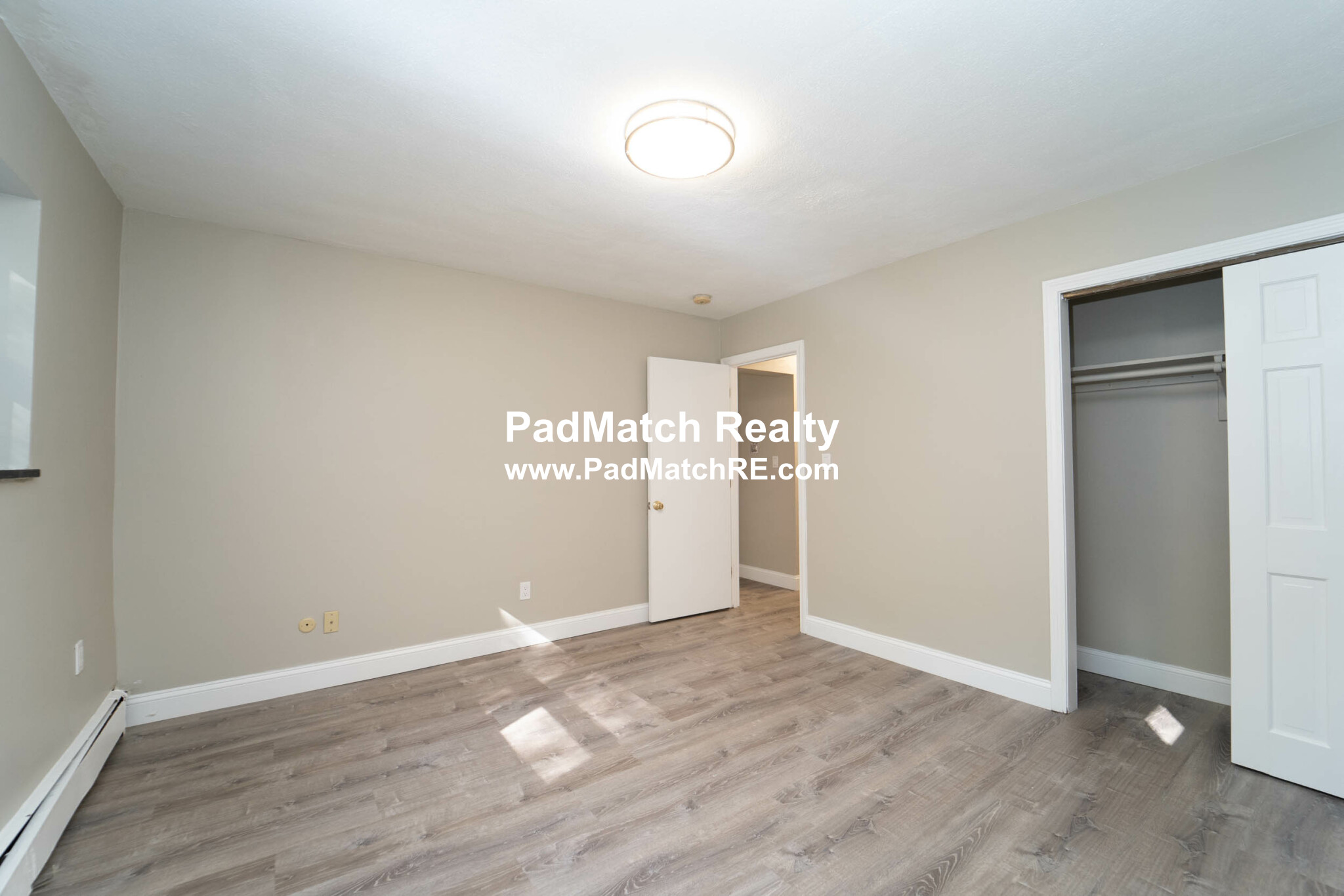 Photo 6 of 282 Grove St. Unit 3