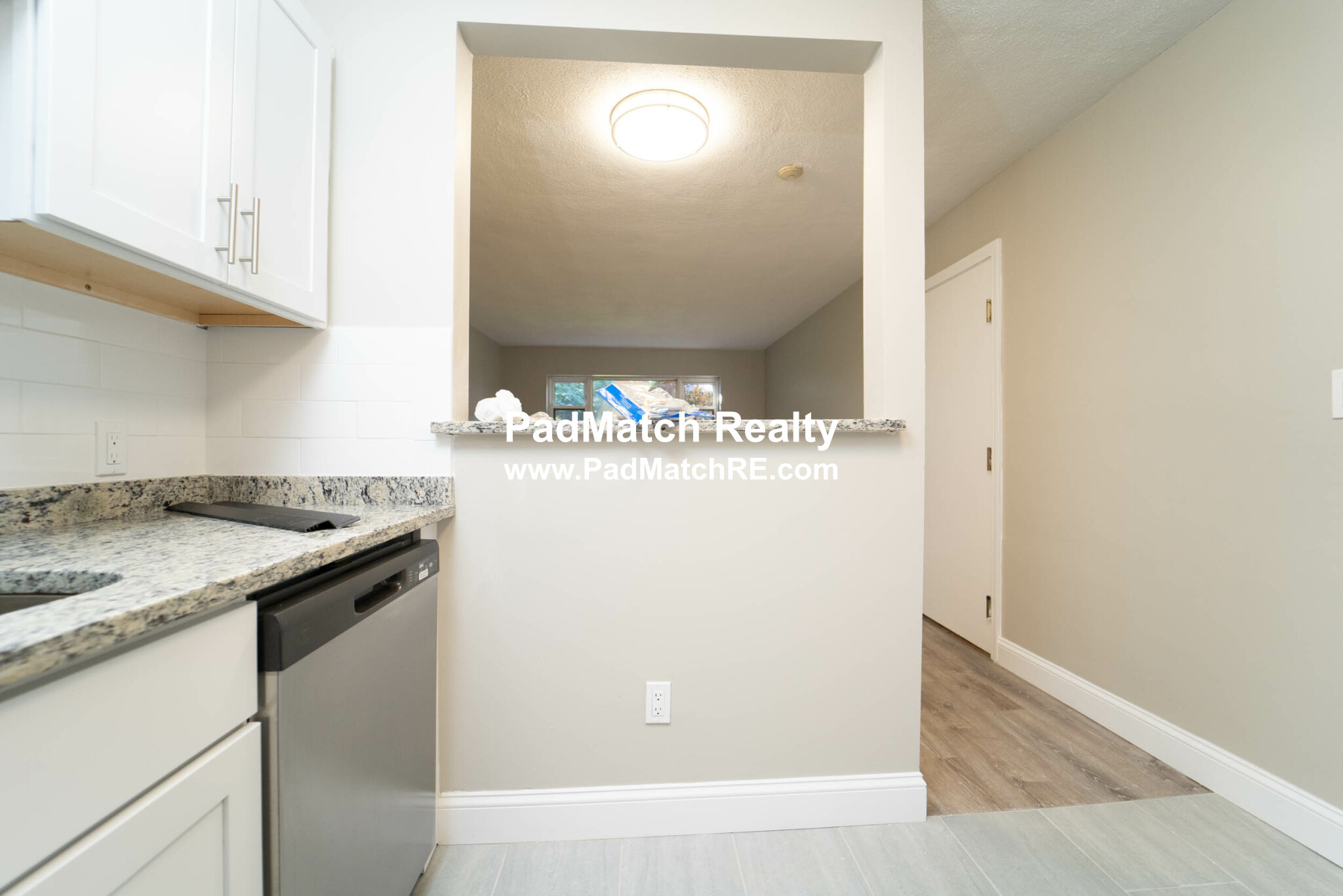 Photo 4 of 282 Grove St. Unit 3