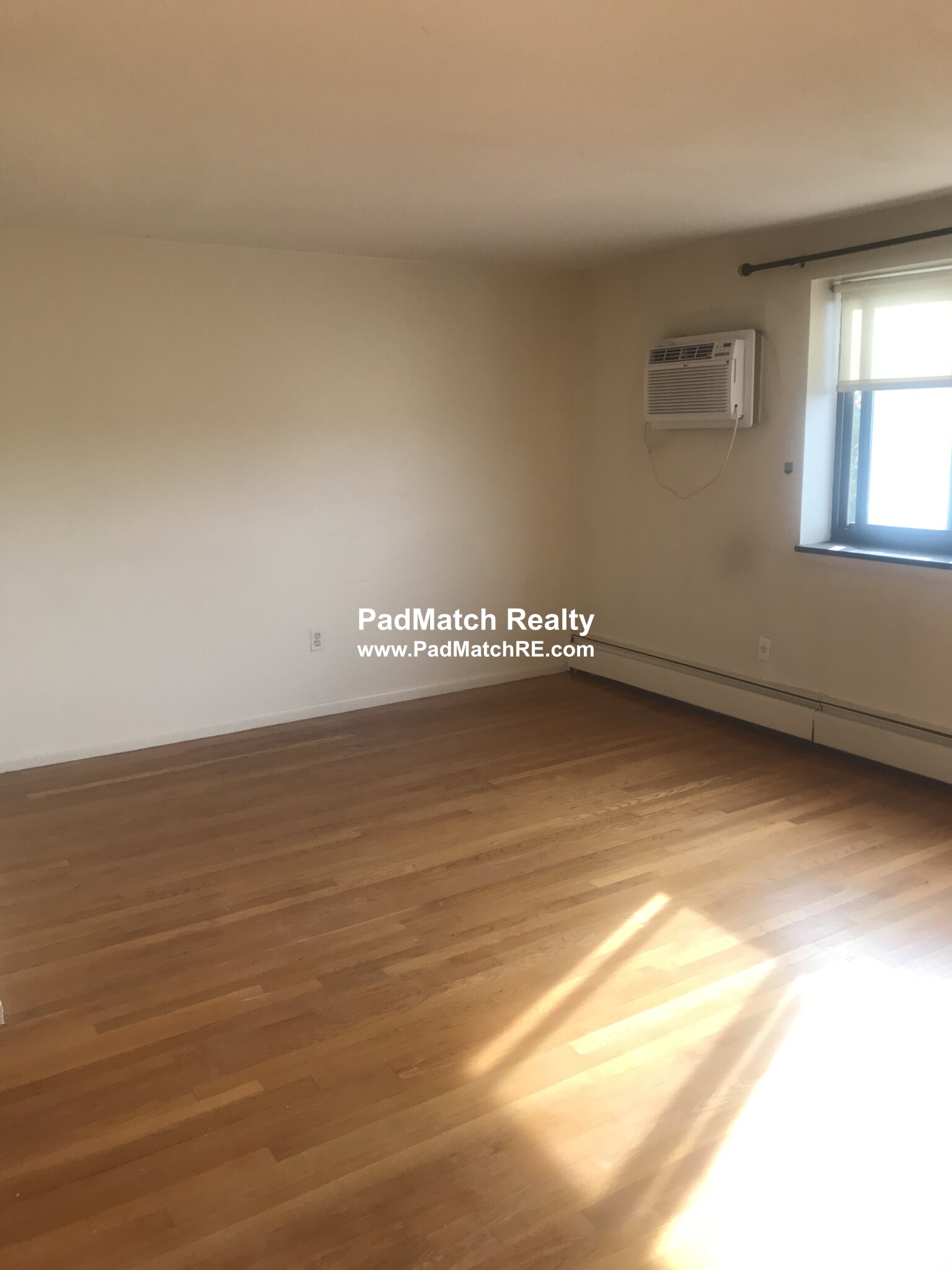 Studio bed, 1 bath apartment for rent at 805 Mount Auburn St Unit 46, Watertown — photo 2 of 5