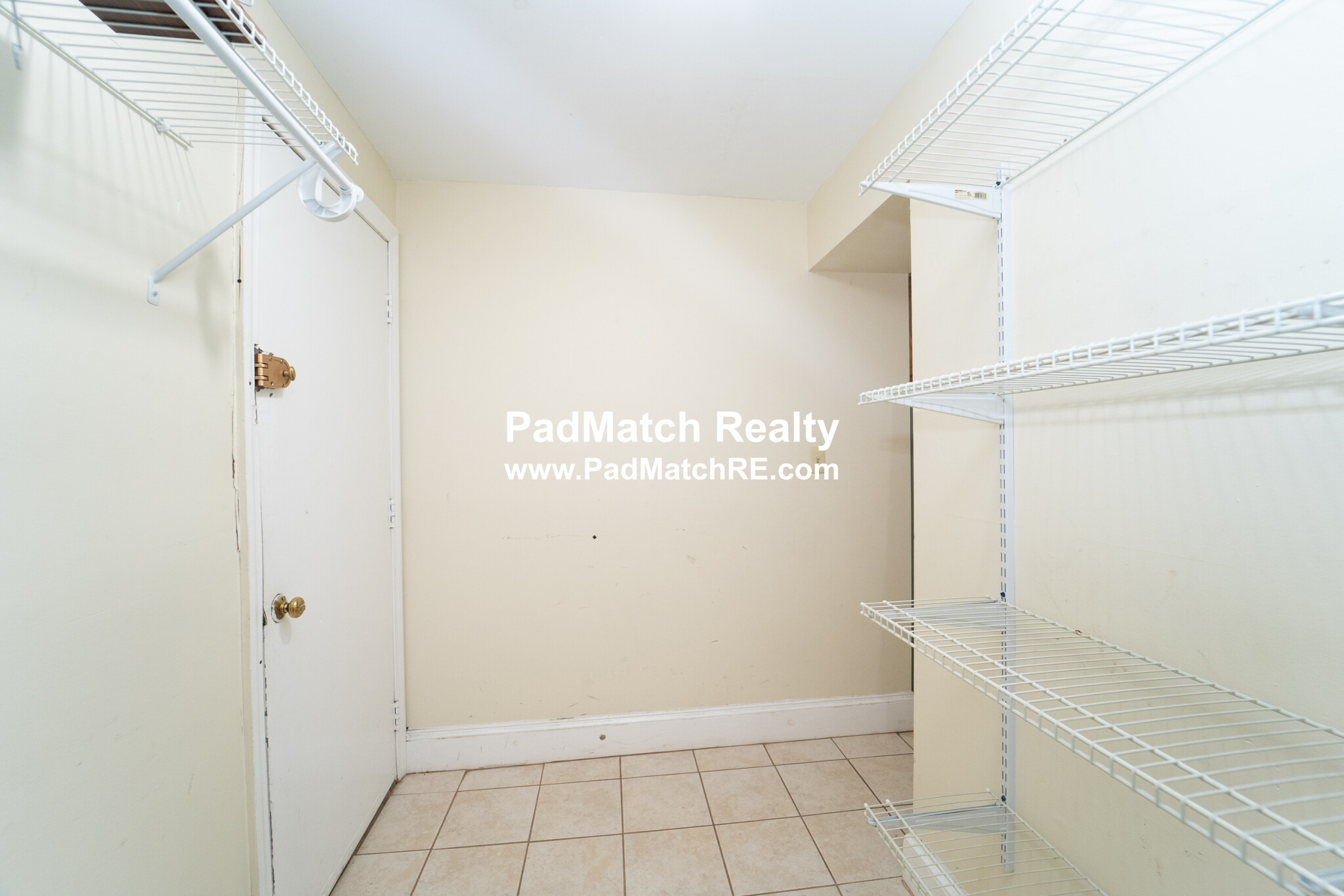 15 Gardner St, Allston