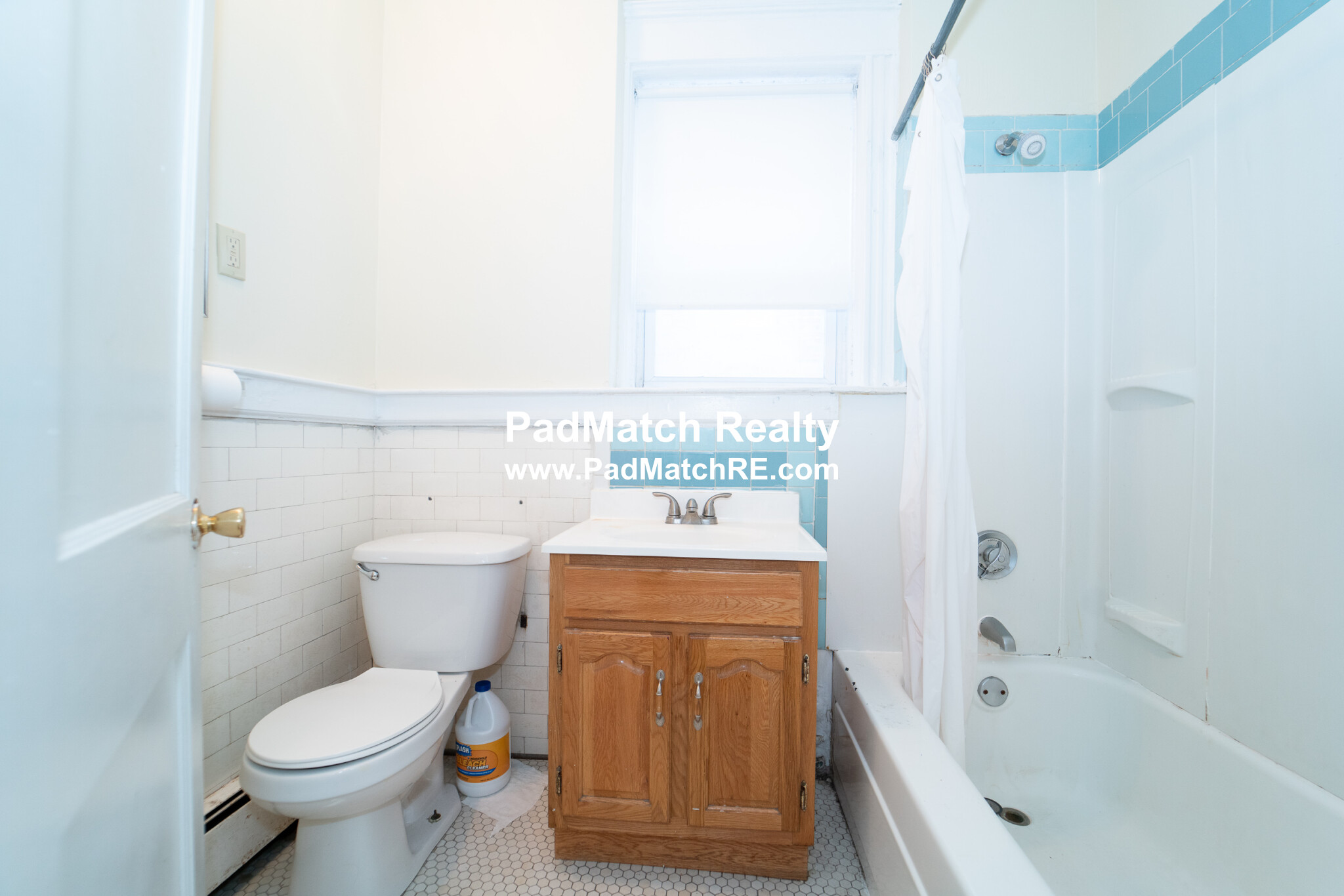 15 Quint Ave, Allston