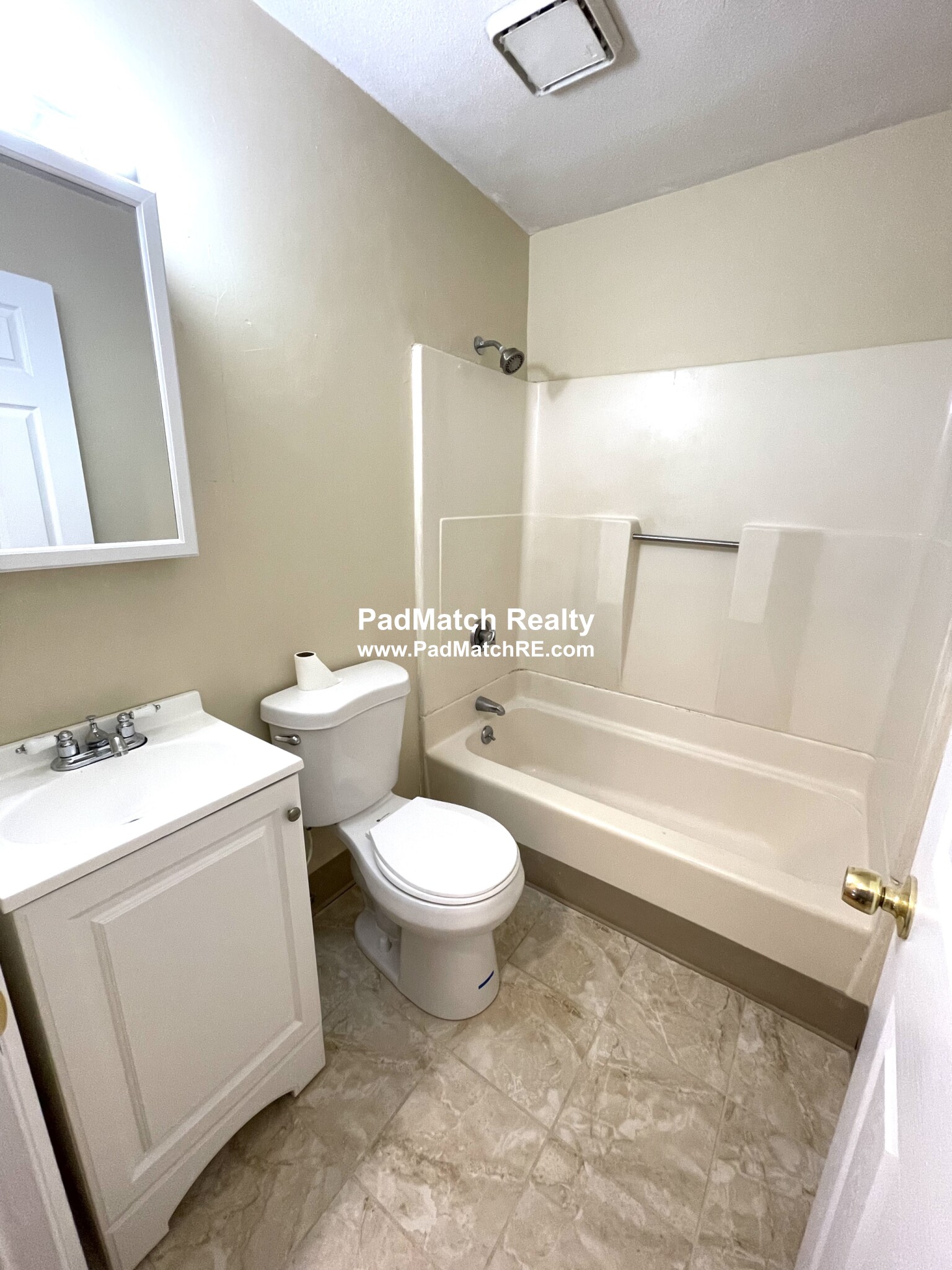 385 Dorchester St, South Boston