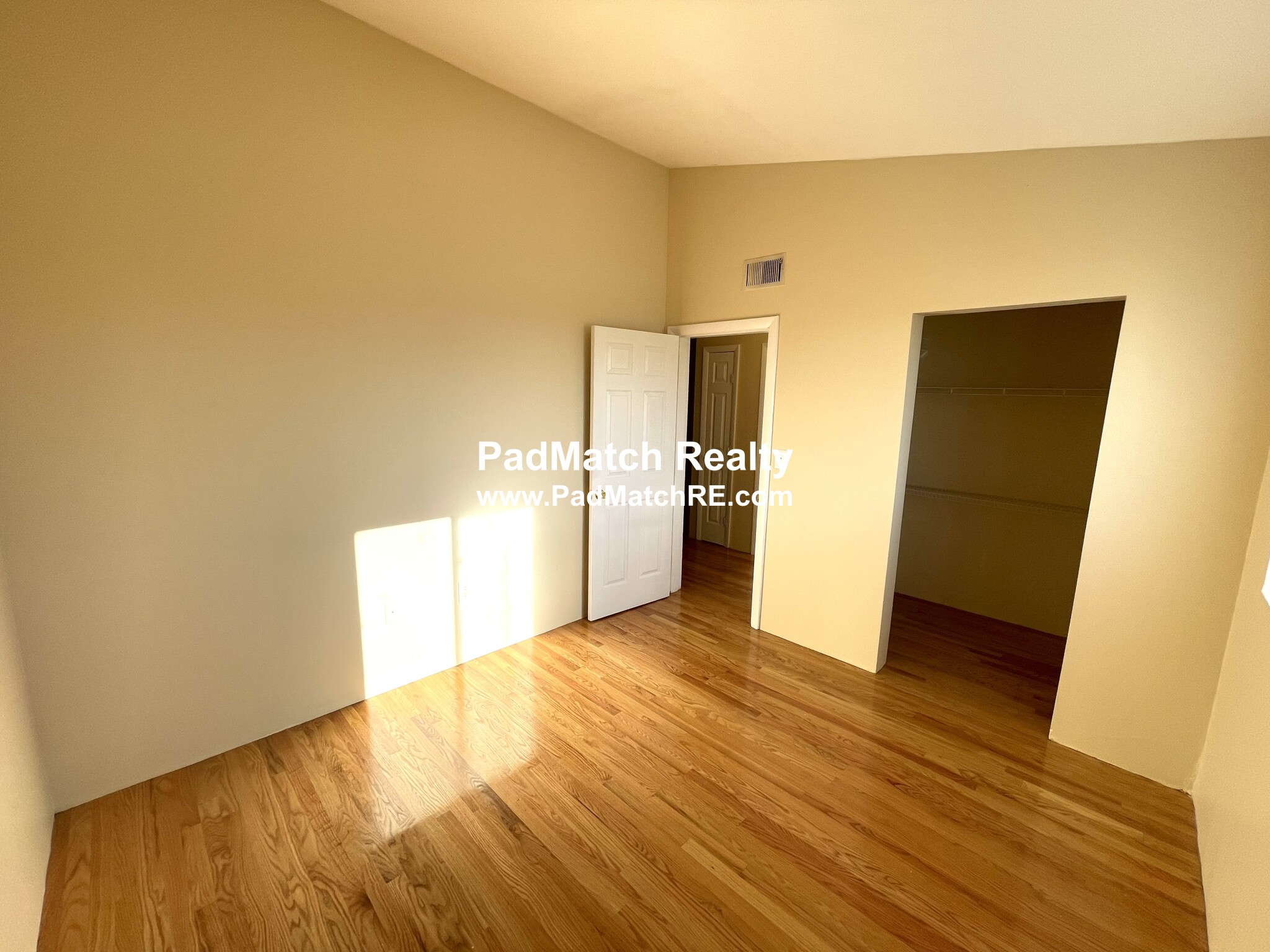 385 Dorchester St, South Boston