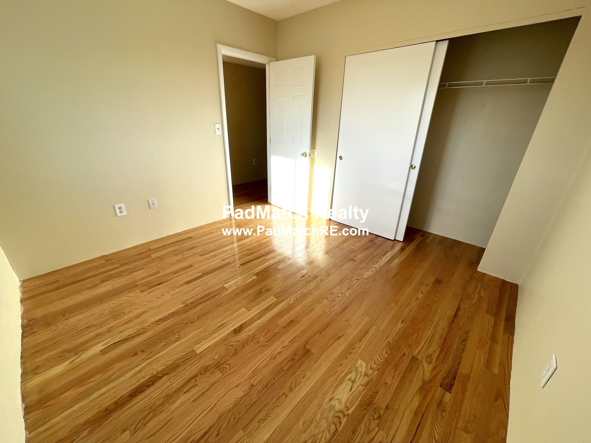 385 Dorchester St, South Boston