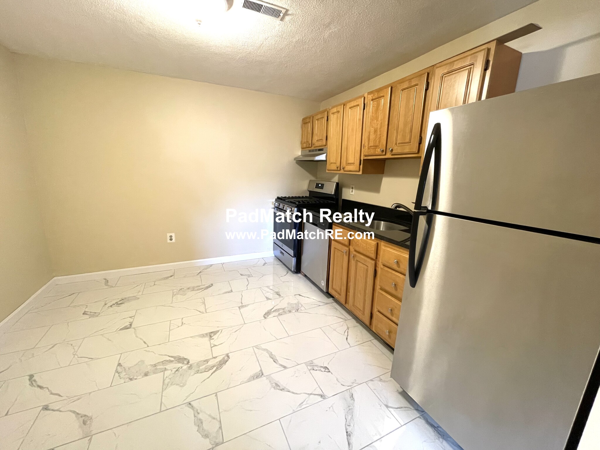 385 Dorchester St, South Boston